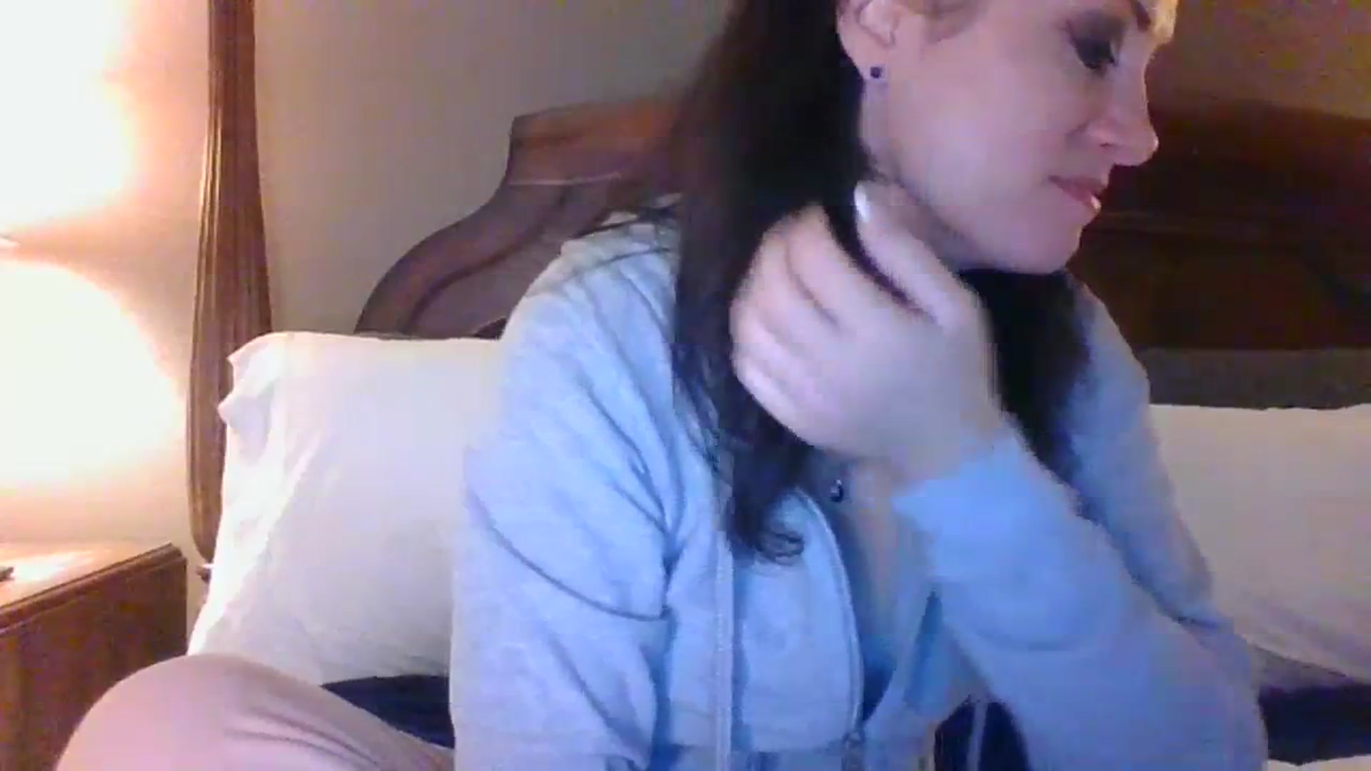 Gallery image thumbnail from LVDOLL's myfreecams stream on, 12/20/2023, 02:40 image 2 of 20