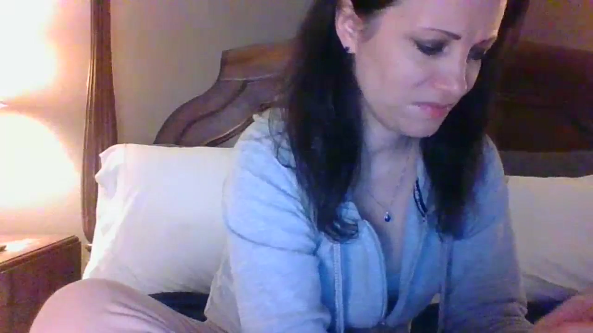 Gallery image thumbnail from LVDOLL's myfreecams stream on, 12/20/2023, 02:40 image 9 of 20