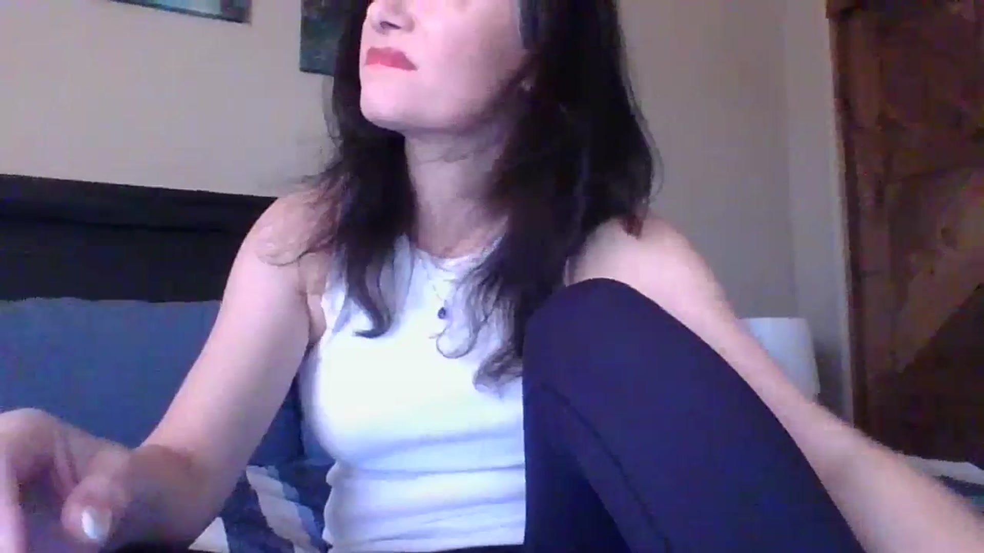 Gallery image thumbnail from LVDOLL's myfreecams stream on, 12/29/2023, 23:26 image 13 of 20
