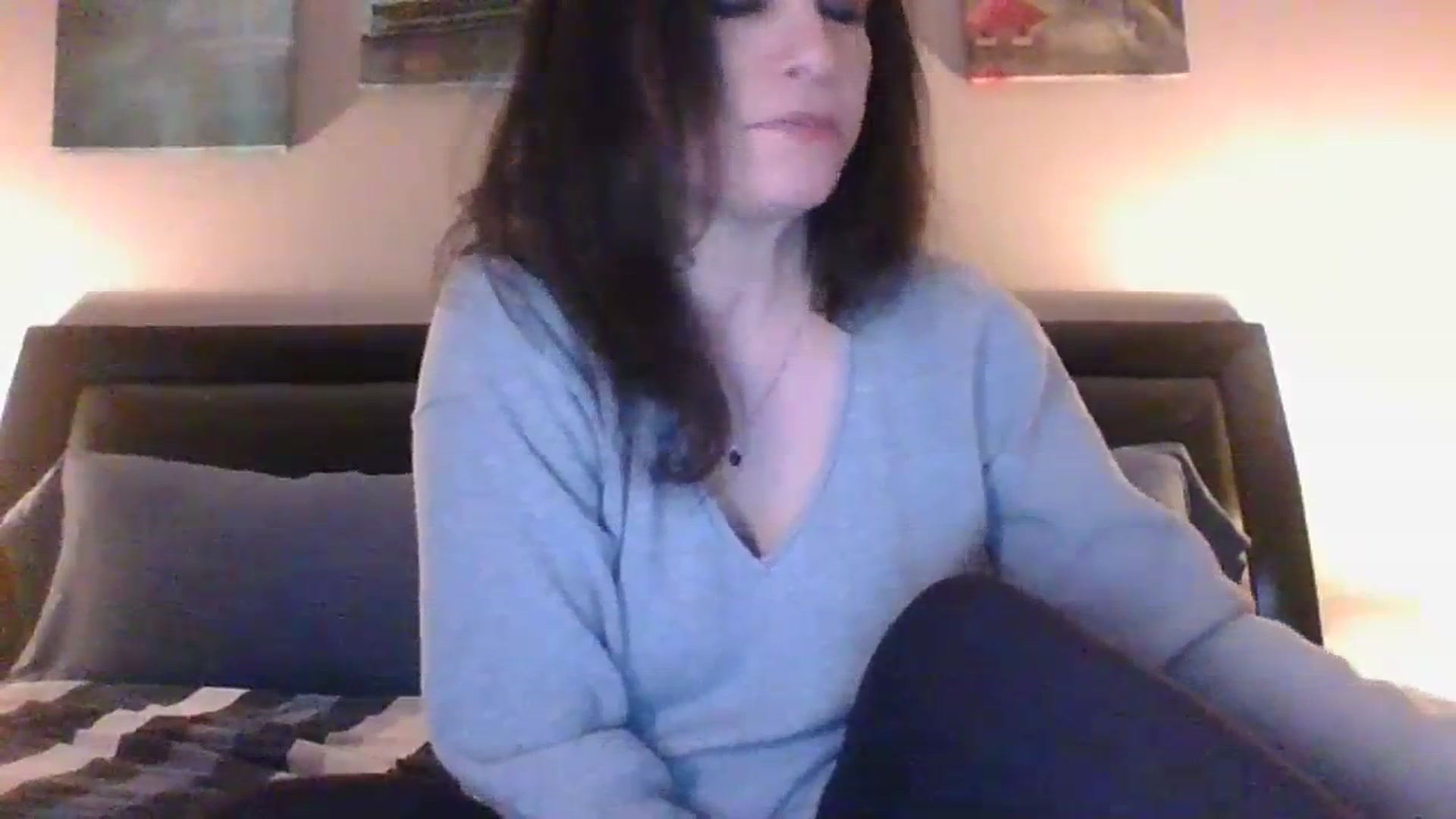 Gallery image thumbnail from LVDOLL's myfreecams stream on, 01/01/2024, 24:58 image 7 of 20