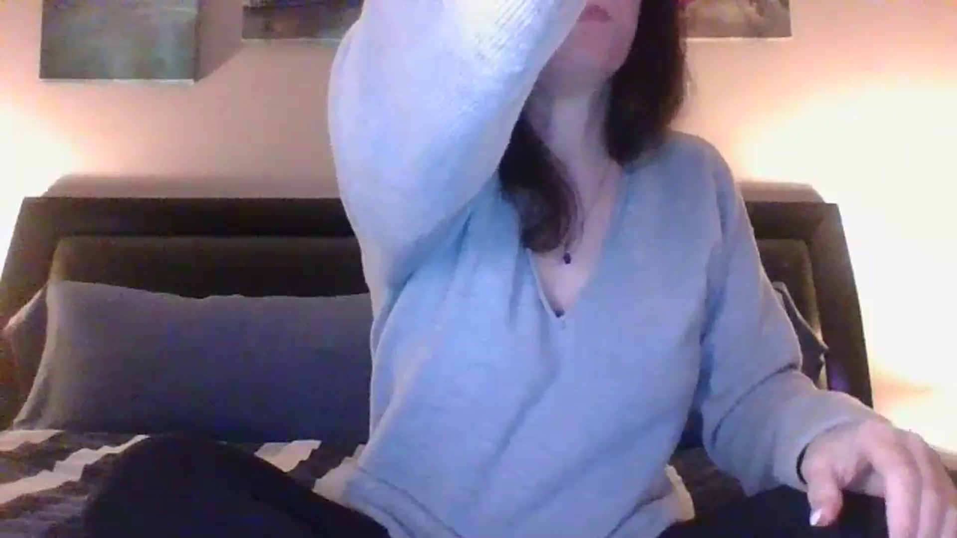 Gallery image thumbnail from LVDOLL's myfreecams stream on, 01/01/2024, 24:58 image 5 of 20