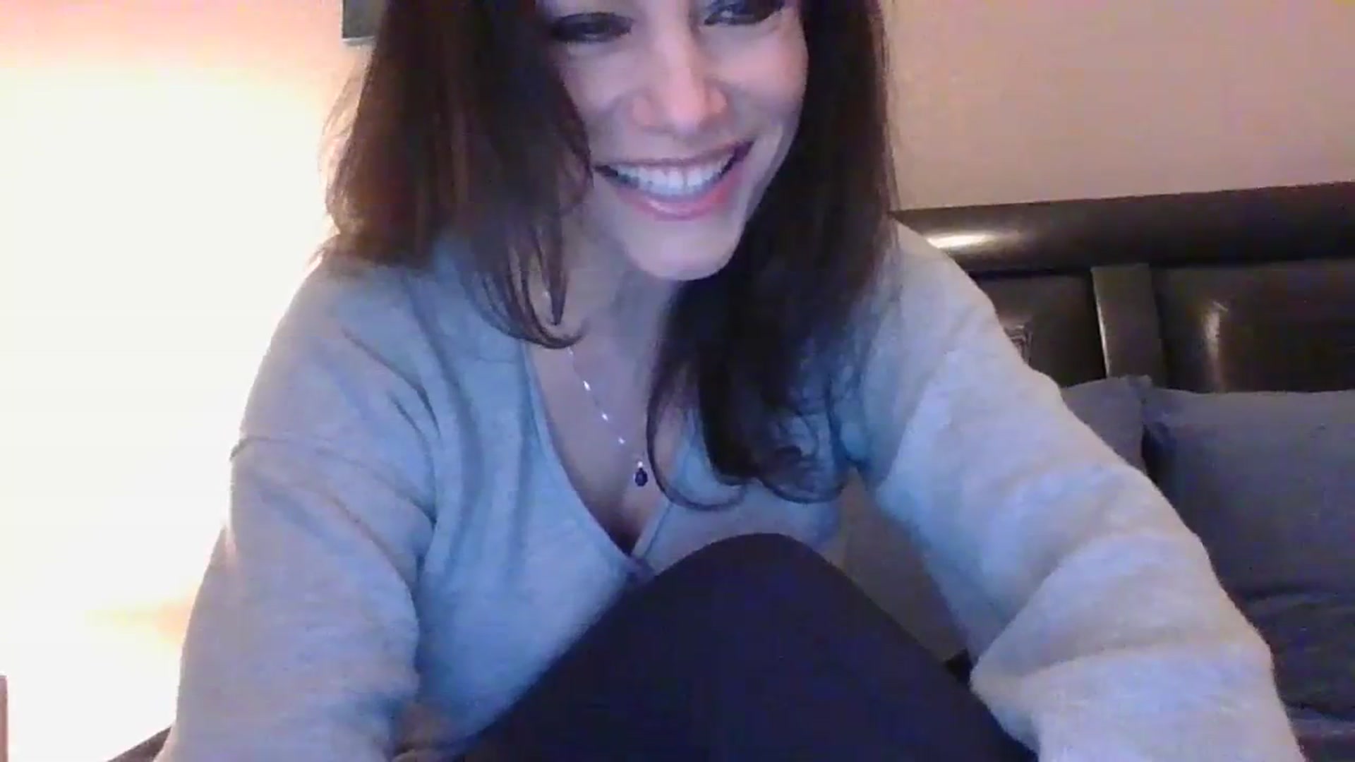 Gallery image thumbnail from LVDOLL's myfreecams stream on, 01/01/2024, 24:58 image 12 of 20