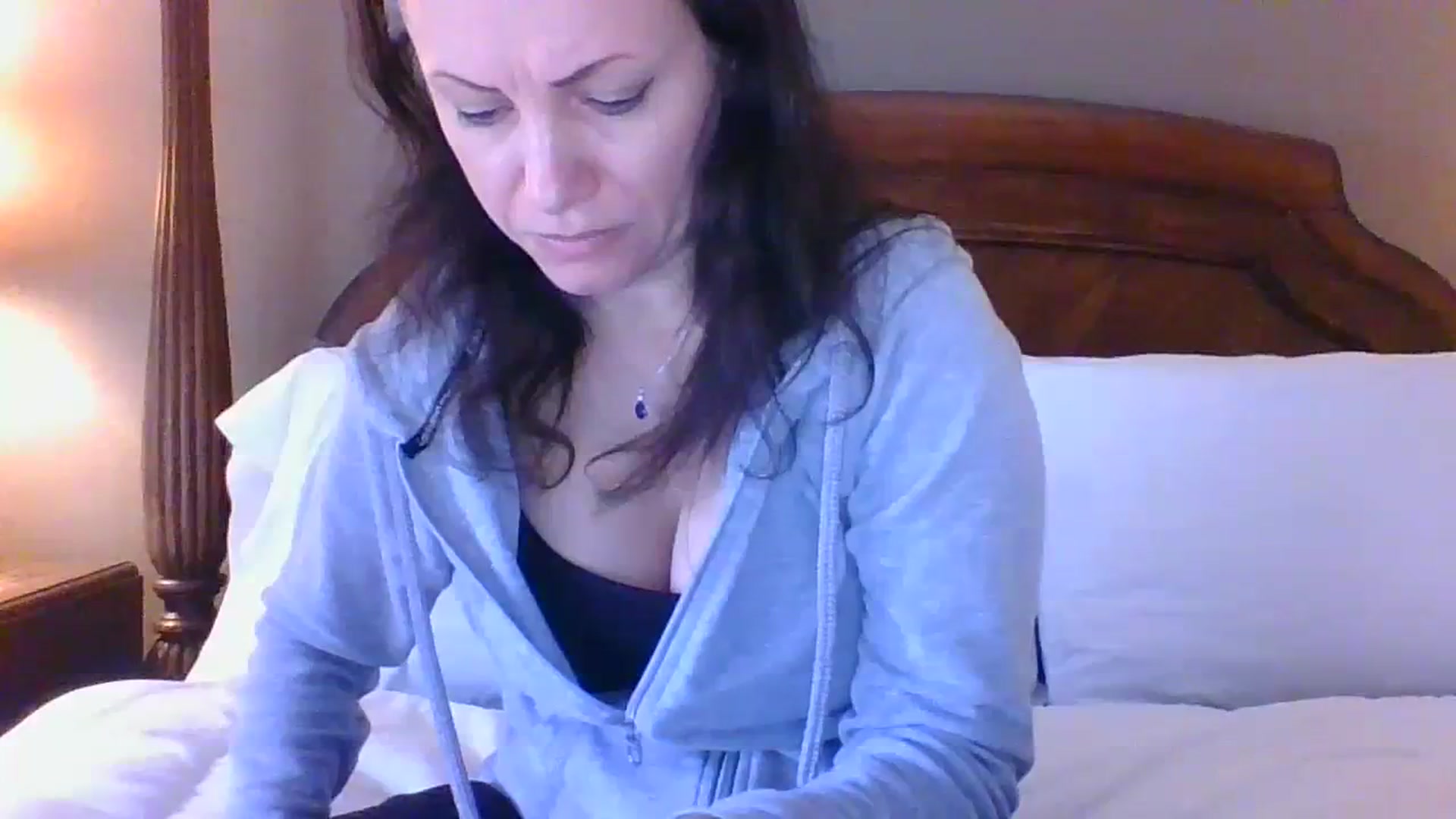 Gallery image thumbnail from LVDOLL's myfreecams stream on, 01/12/2024, 22:51 image 19 of 20