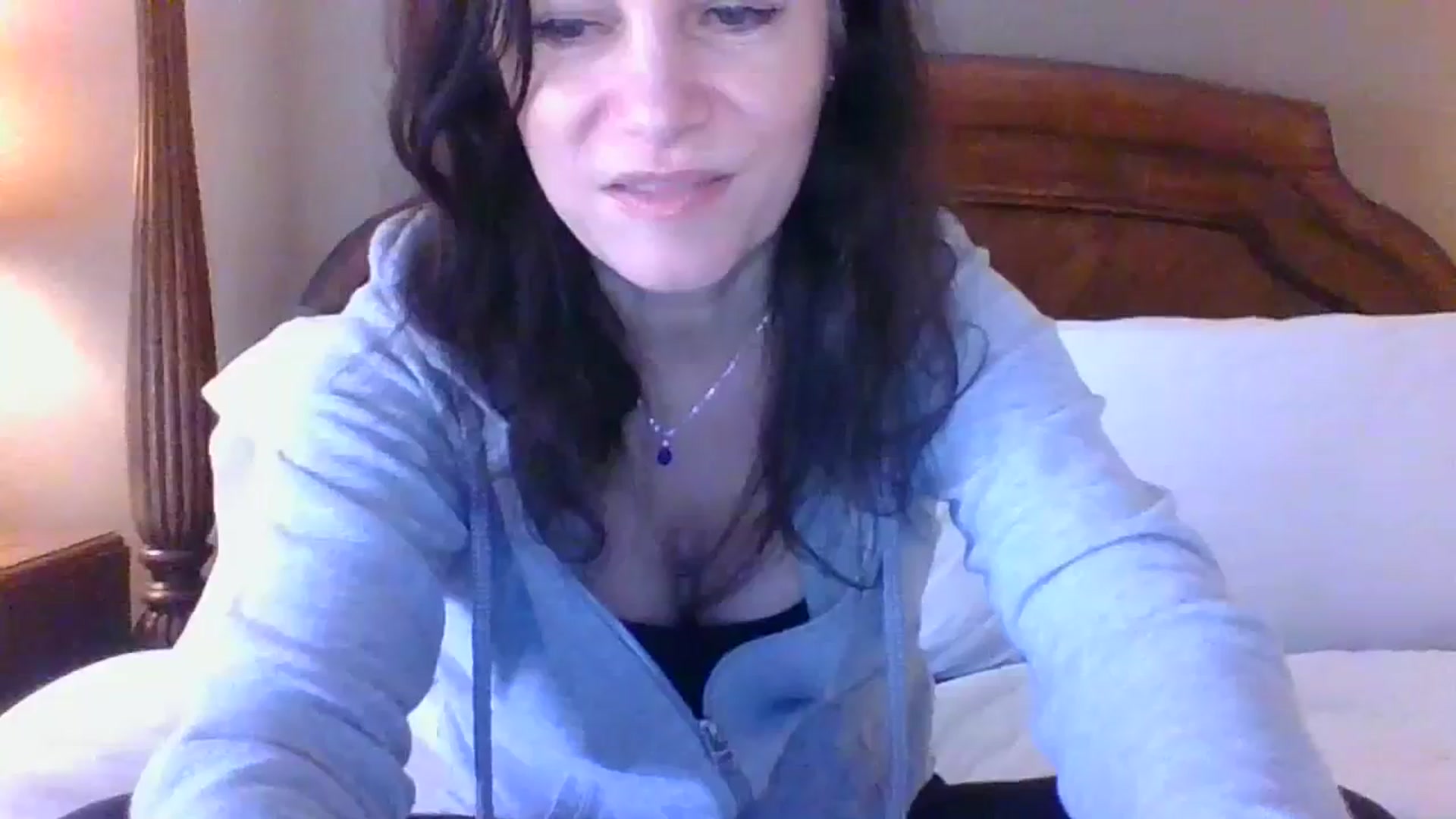 Gallery image thumbnail from LVDOLL's myfreecams stream on, 01/12/2024, 22:51 image 2 of 20