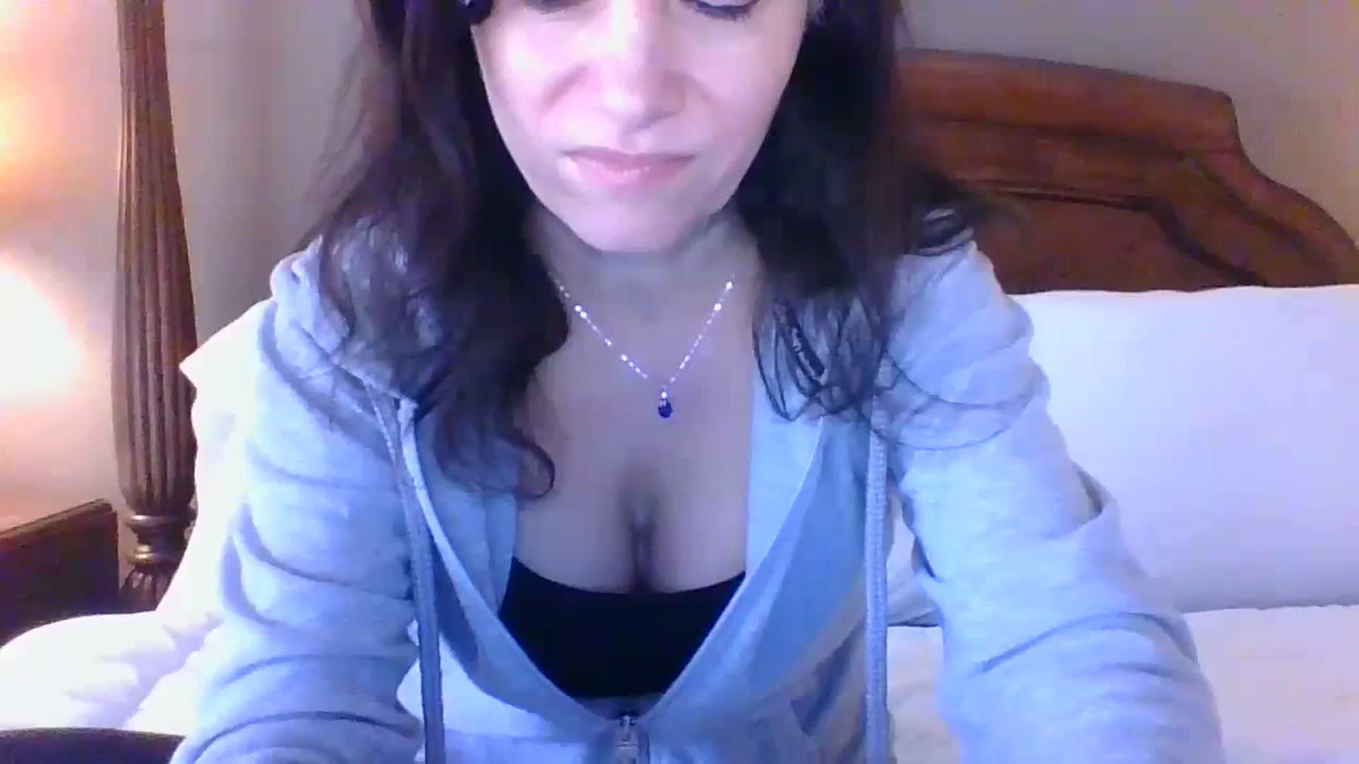 Gallery image thumbnail from LVDOLL's myfreecams stream on, 01/12/2024, 22:51 image 15 of 20