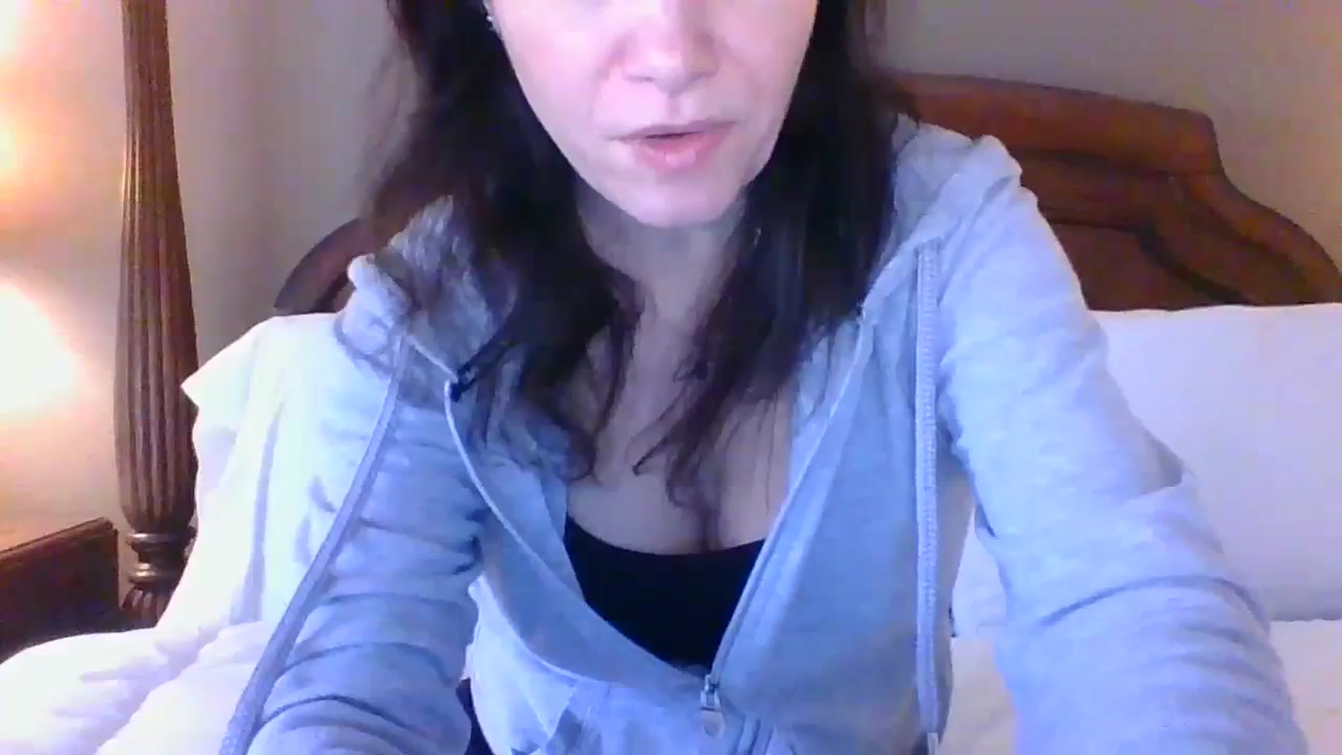 Gallery image thumbnail from LVDOLL's myfreecams stream on, 01/12/2024, 22:51 image 12 of 20