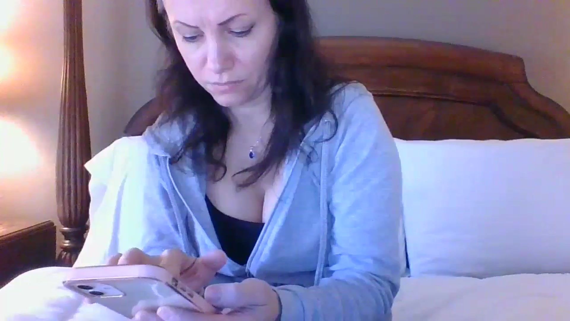 Gallery image thumbnail from LVDOLL's myfreecams stream on, 01/12/2024, 22:51 image 18 of 20
