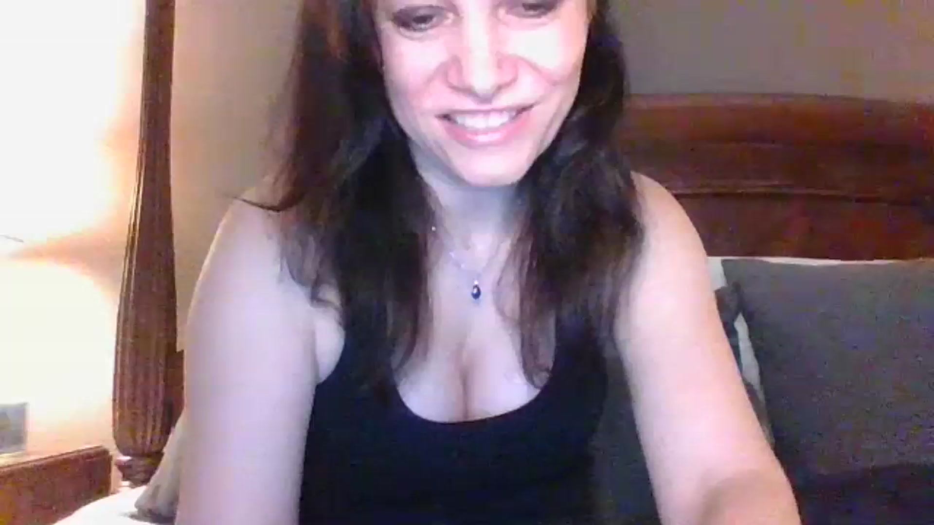 Gallery image thumbnail from LVDOLL's myfreecams stream on, 01/17/2024, 03:15 image 6 of 20