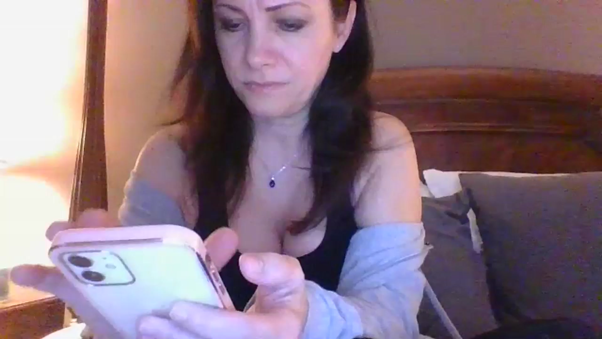 Gallery image thumbnail from LVDOLL's myfreecams stream on, 01/17/2024, 03:15 image 3 of 20