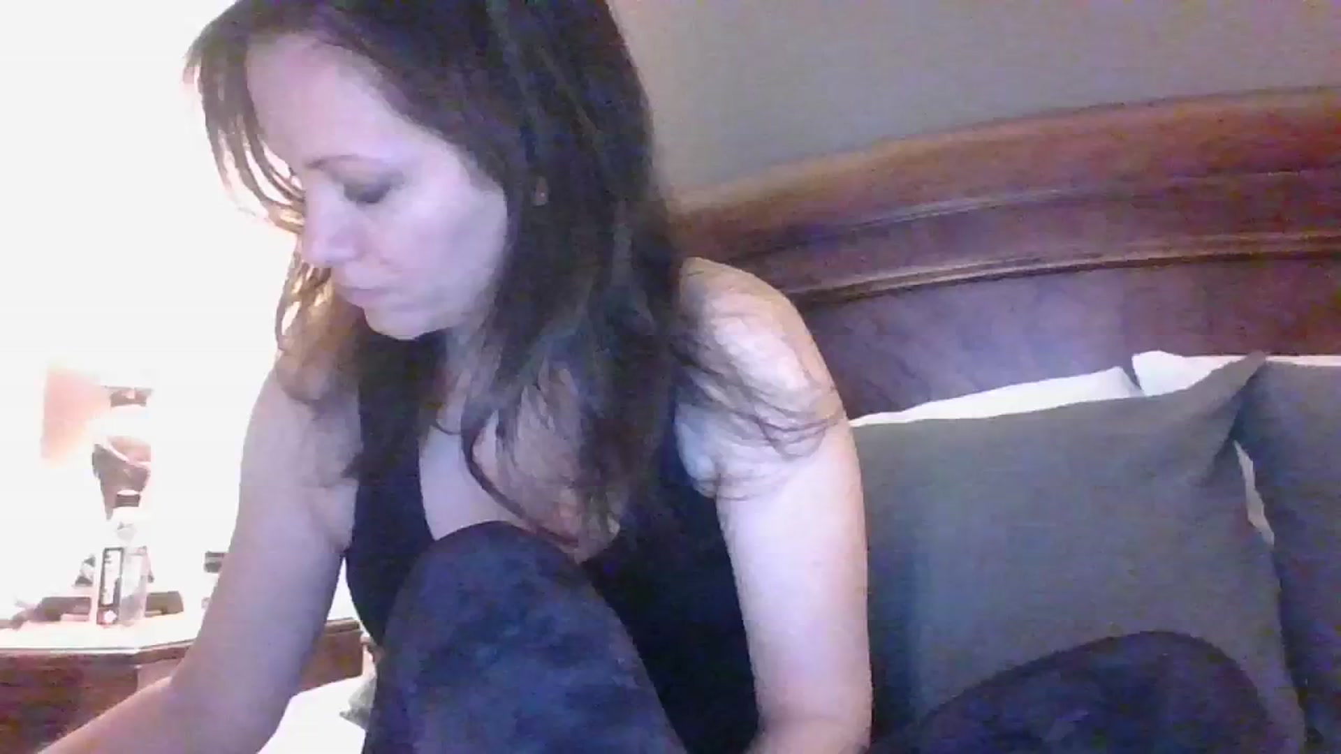 Gallery image thumbnail from LVDOLL's myfreecams stream on, 01/17/2024, 03:15 image 10 of 20