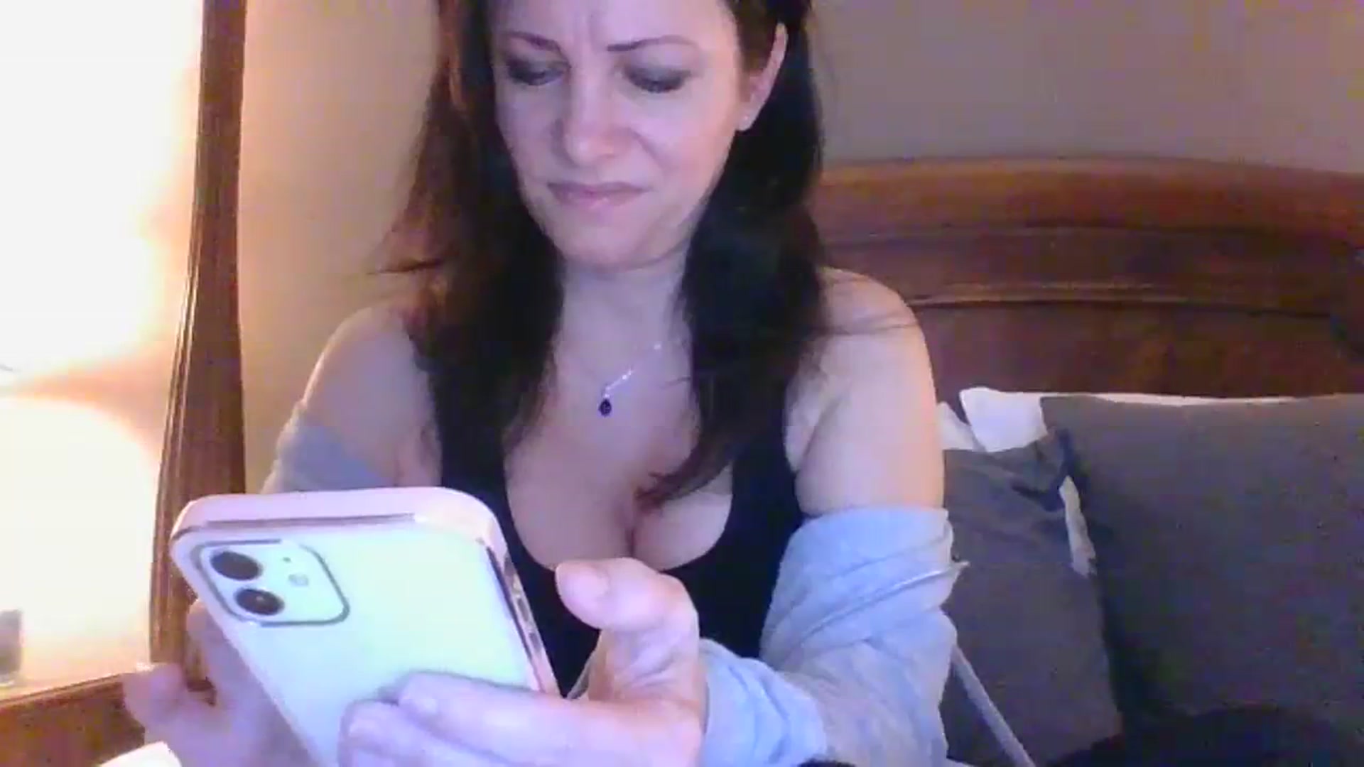 Gallery image thumbnail from LVDOLL's myfreecams stream on, 01/17/2024, 03:15 image 4 of 20
