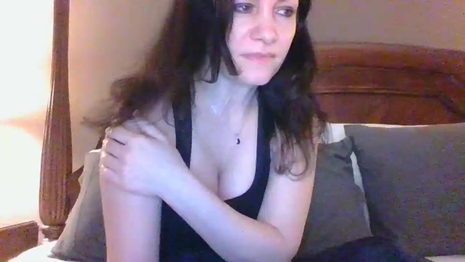Gallery image thumbnail from LVDOLL's myfreecams stream on, 01/17/2024, 03:15 image 8 of 20