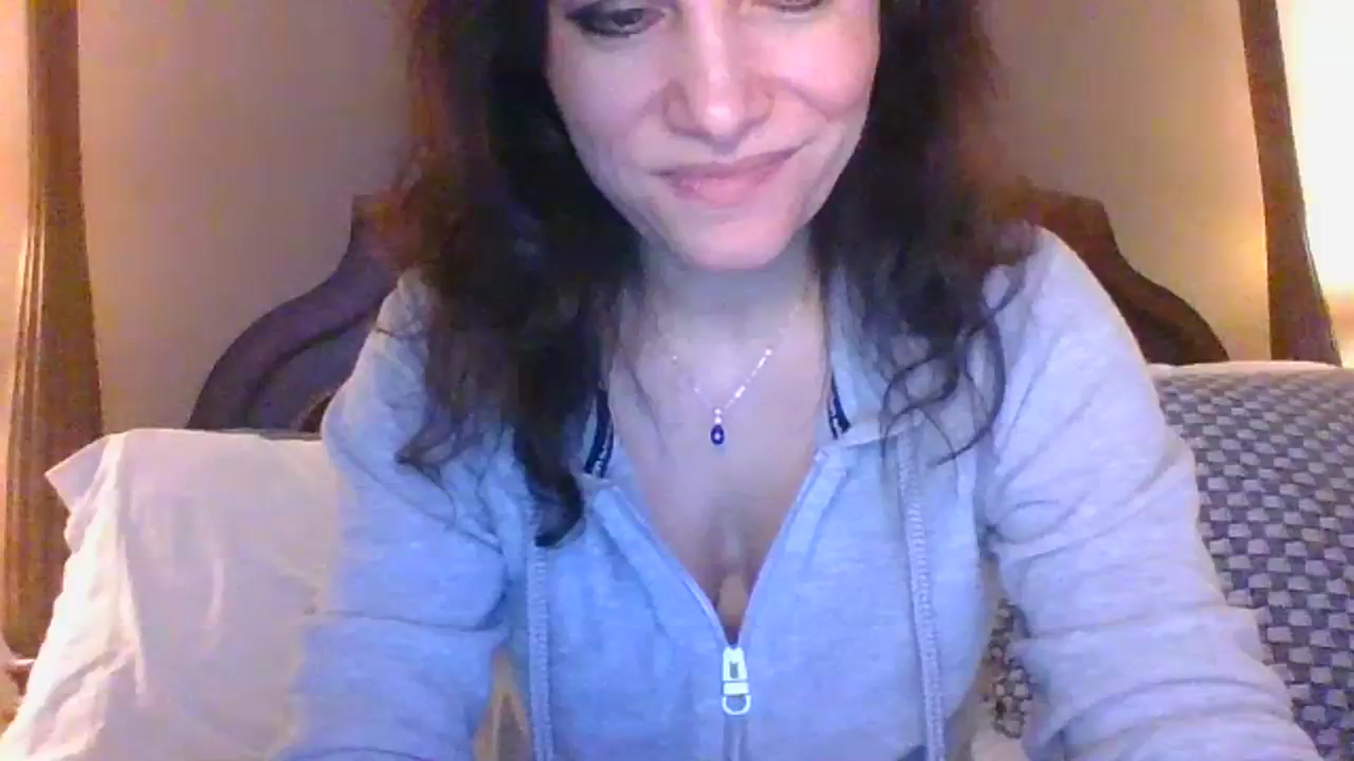 Gallery image thumbnail from LVDOLL's myfreecams stream on, 01/19/2024, 04:15 image 8 of 20