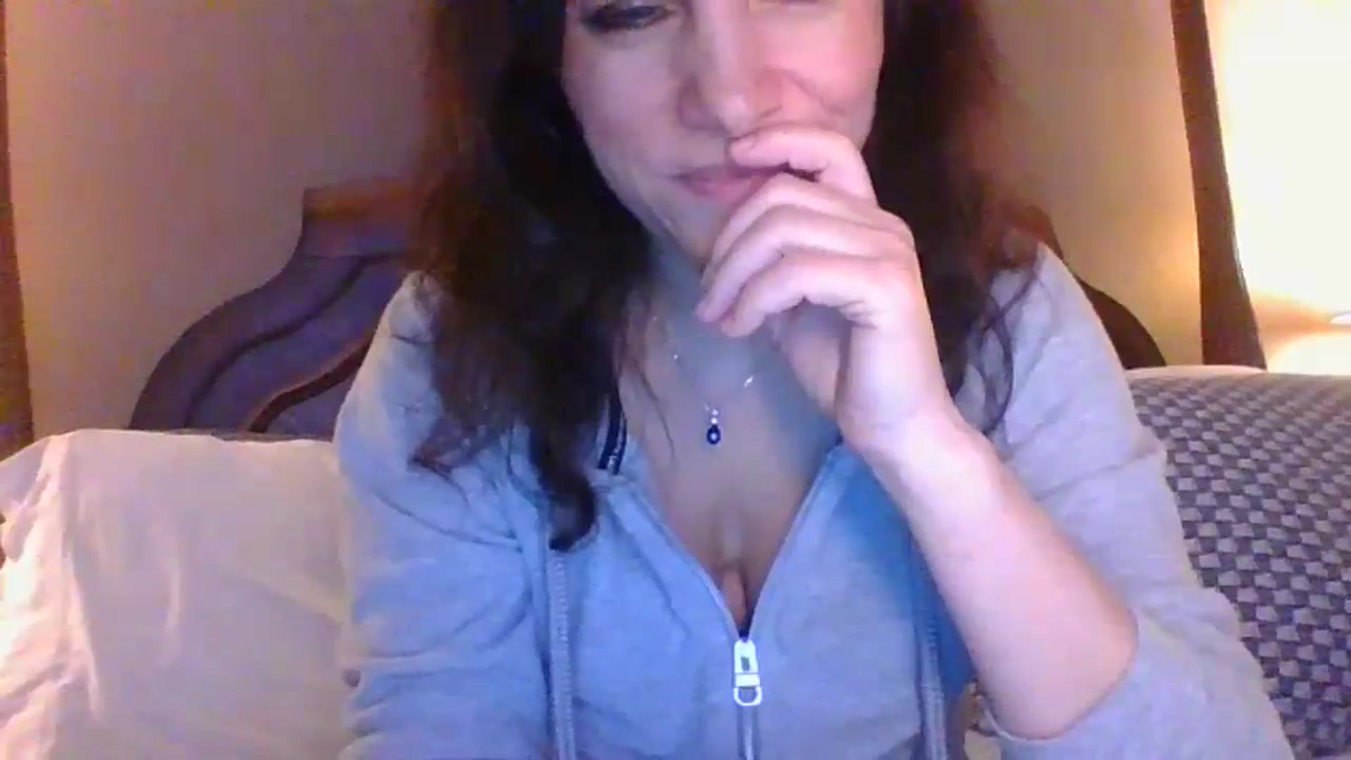 Gallery image thumbnail from LVDOLL's myfreecams stream on, 01/19/2024, 04:15 image 10 of 20