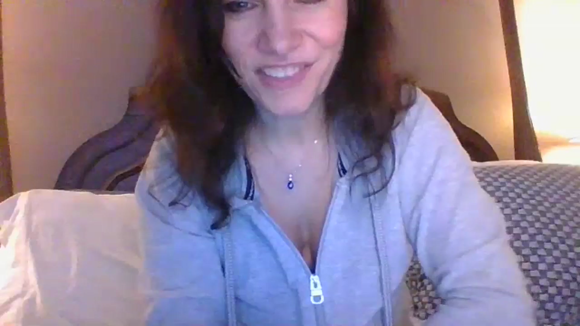 Gallery image thumbnail from LVDOLL's myfreecams stream on, 01/19/2024, 04:15 image 13 of 20