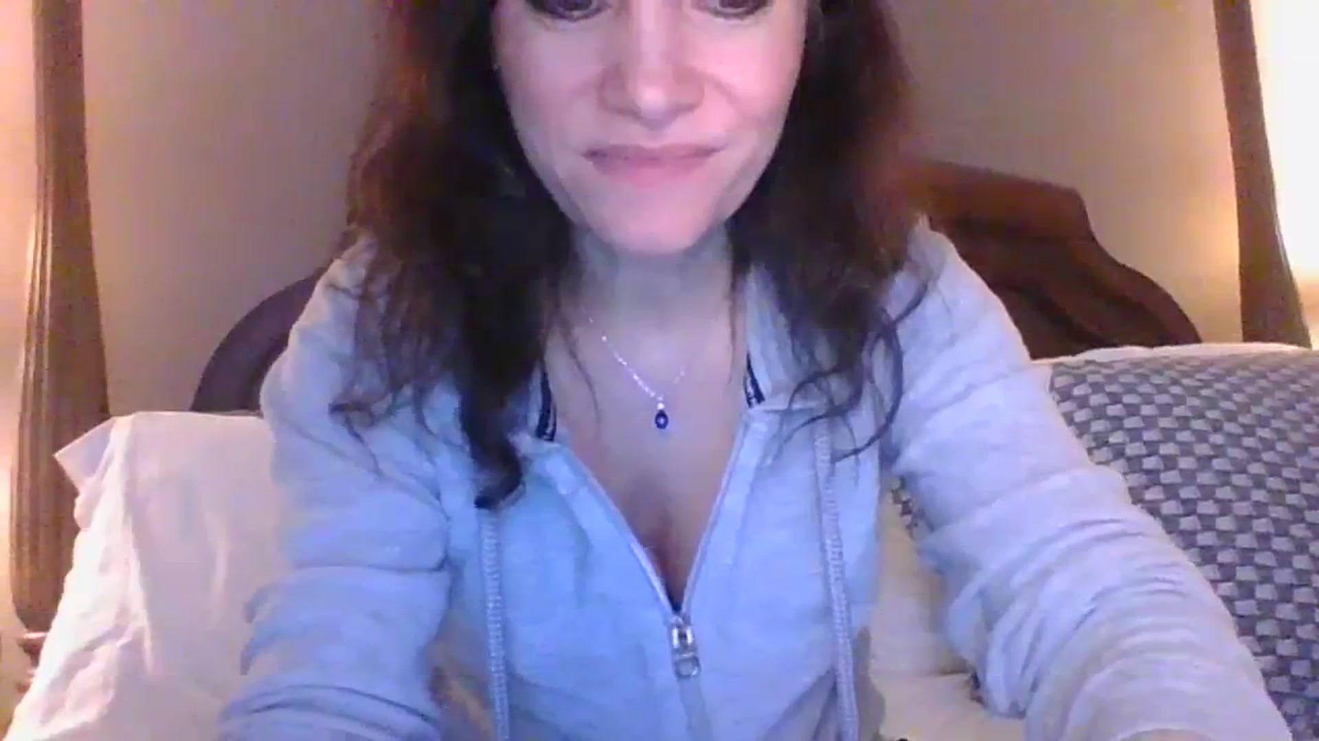 Gallery image thumbnail from LVDOLL's myfreecams stream on, 01/19/2024, 04:15 image 4 of 20