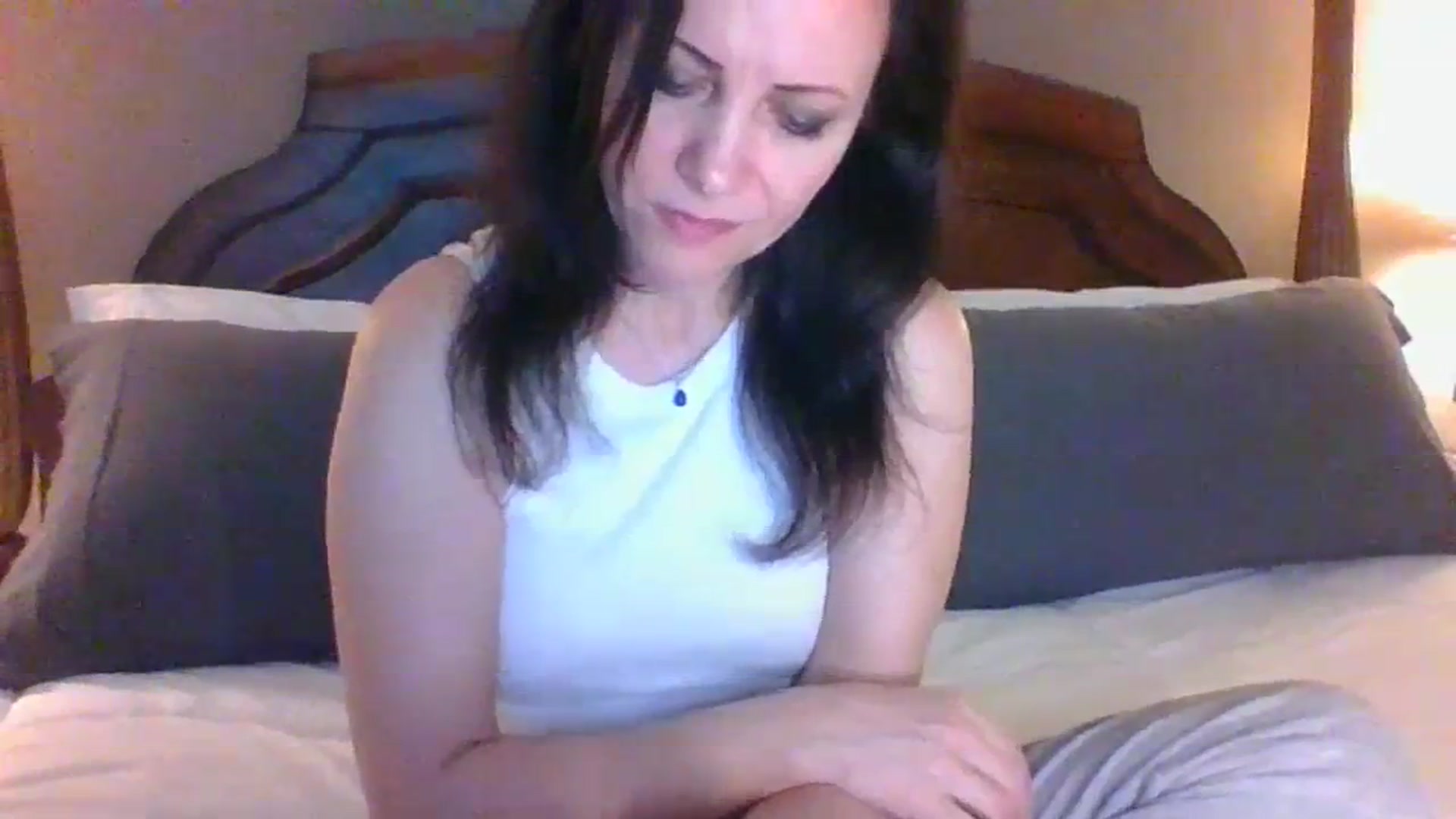 Gallery image thumbnail from LVDOLL's myfreecams stream on, 01/20/2024, 03:29 image 19 of 20