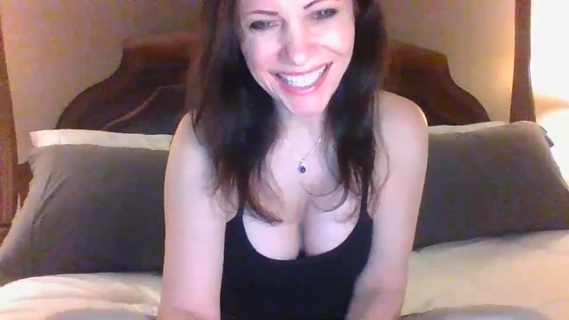 Gallery image thumbnail from LVDOLL's myfreecams stream on, 01/20/2024, 05:41 image 8 of 20