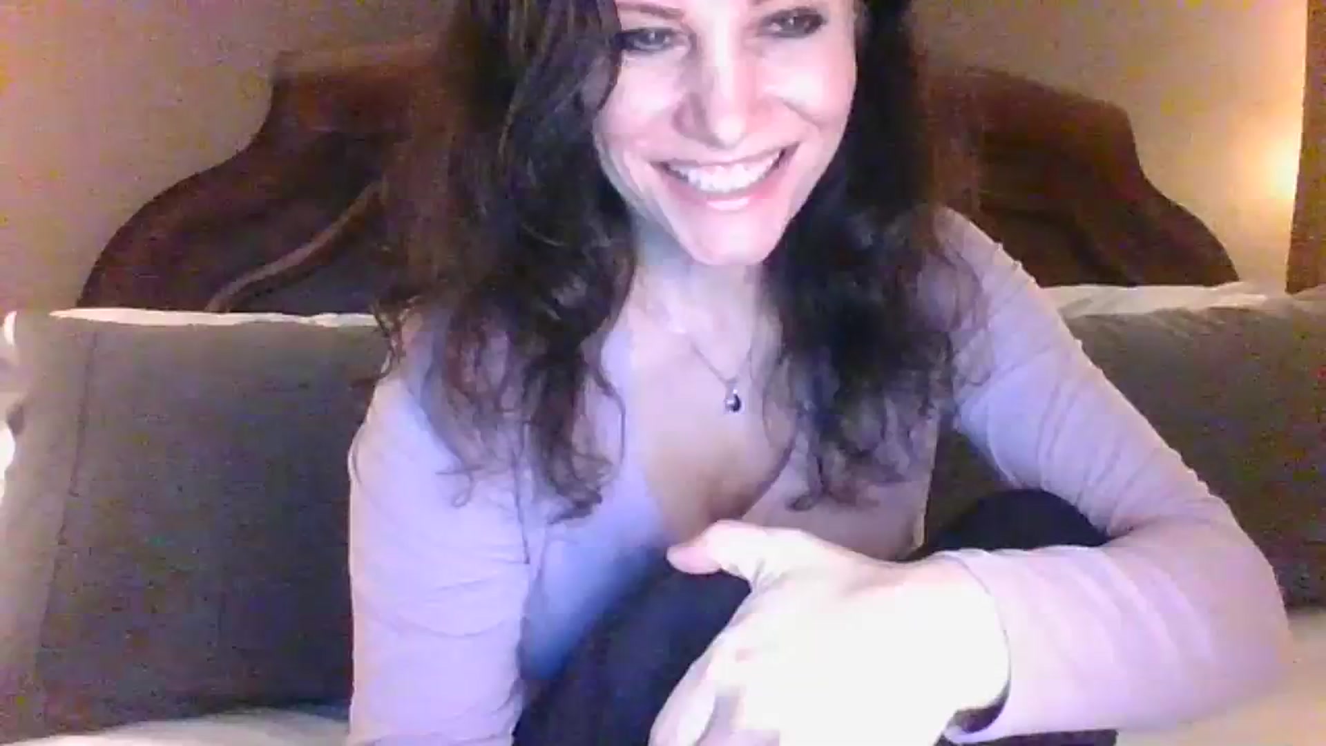 Gallery image thumbnail from LVDOLL's myfreecams stream on, 01/22/2024, 04:10 image 8 of 20