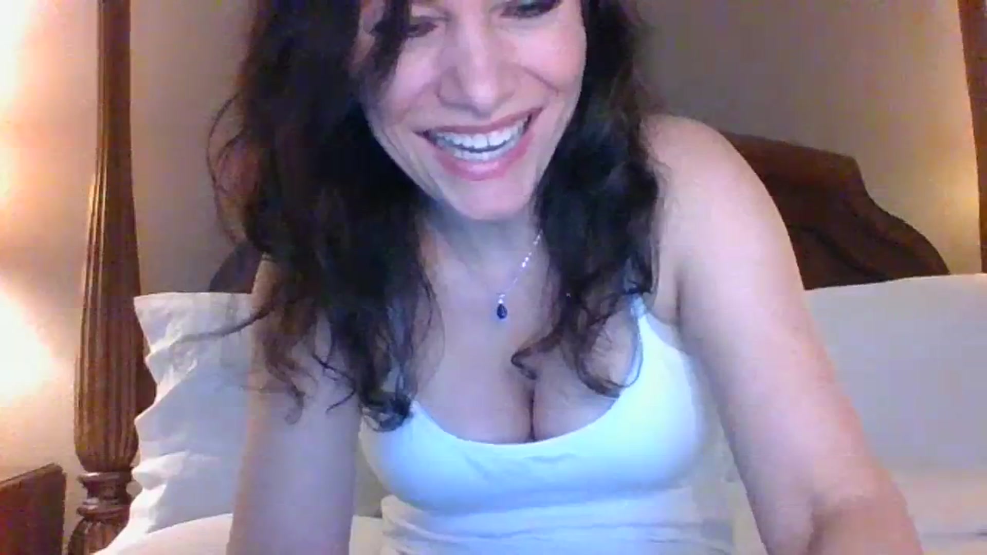 Gallery image thumbnail from LVDOLL's myfreecams stream on, 01/23/2024, 02:28 image 13 of 20