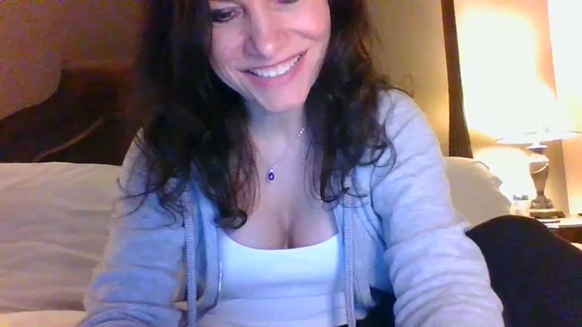 Gallery image thumbnail from LVDOLL's myfreecams stream on, 01/23/2024, 05:35 image 13 of 20