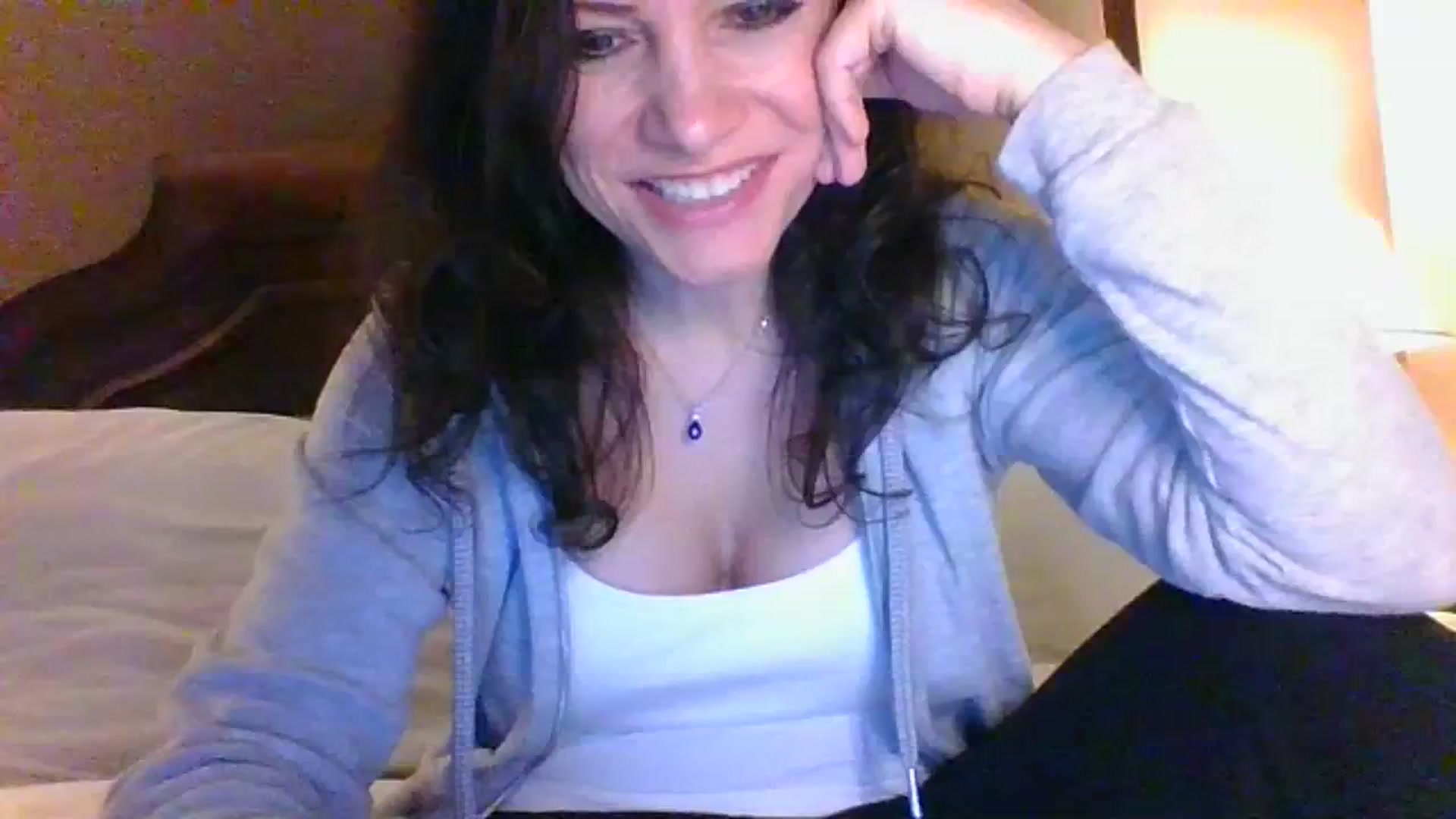 Gallery image thumbnail from LVDOLL's myfreecams stream on, 01/23/2024, 05:35 image 12 of 20