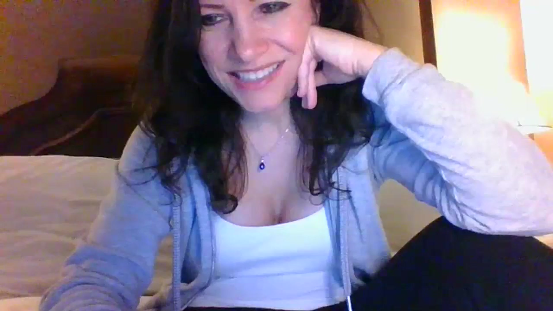 Gallery image thumbnail from LVDOLL's myfreecams stream on, 01/23/2024, 05:35 image 16 of 20