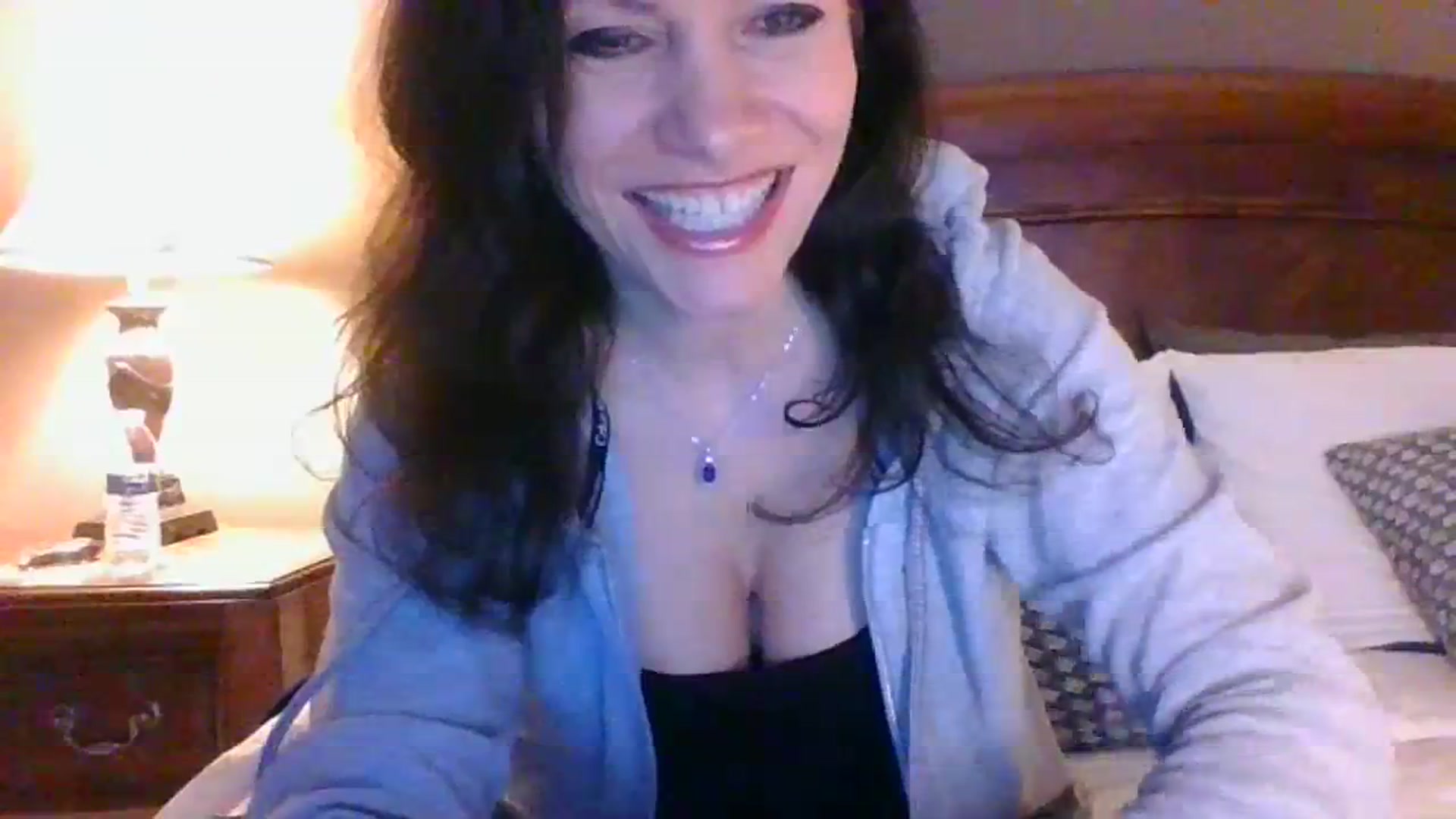 Gallery image thumbnail from LVDOLL's myfreecams stream on, 01/24/2024, 02:28 image 2 of 20