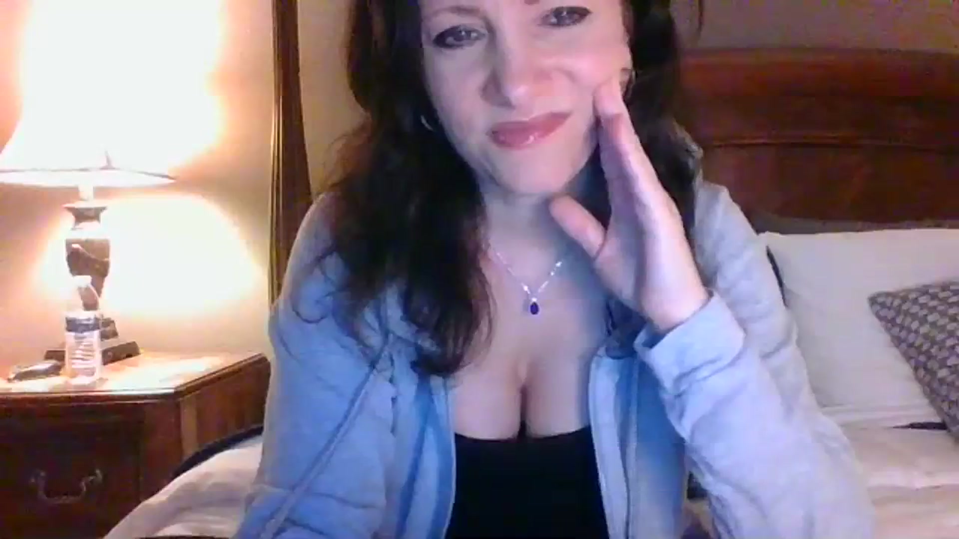 Gallery image thumbnail from LVDOLL's myfreecams stream on, 01/24/2024, 02:28 image 10 of 20