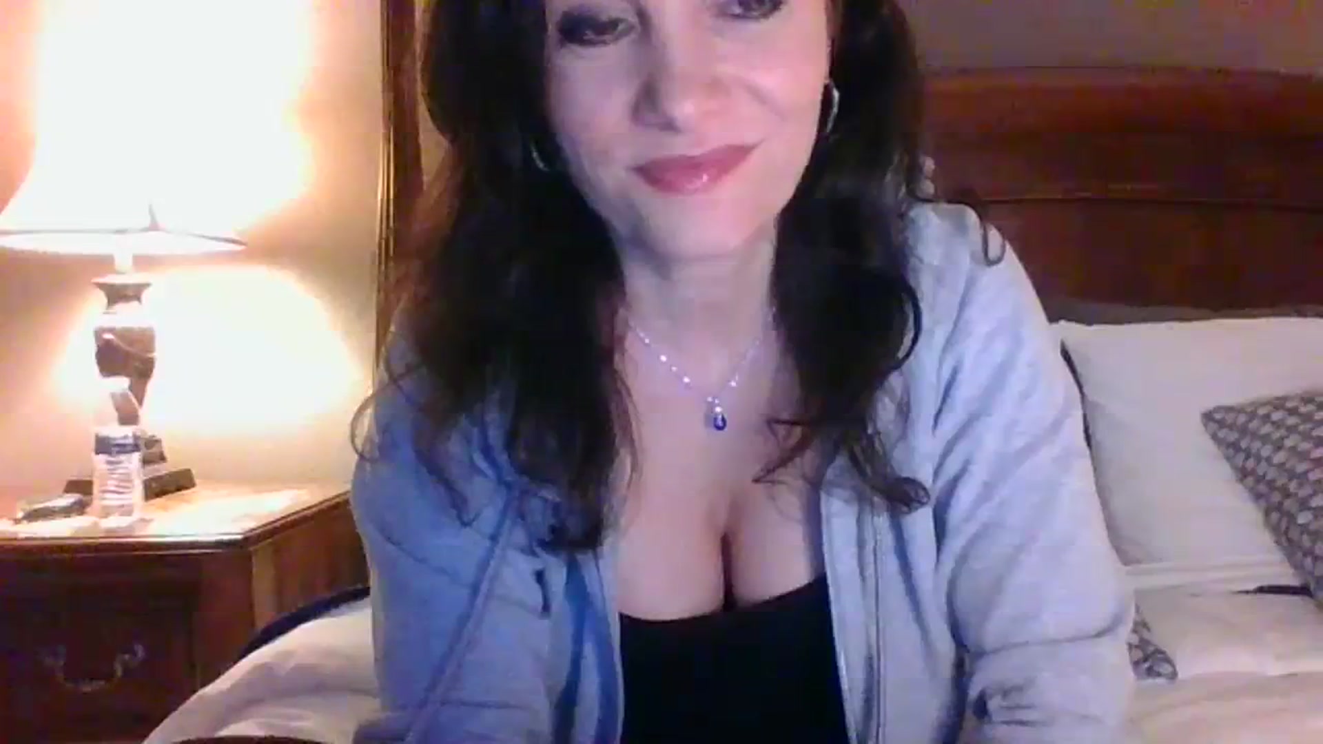 Gallery image thumbnail from LVDOLL's myfreecams stream on, 01/24/2024, 02:28 image 7 of 20