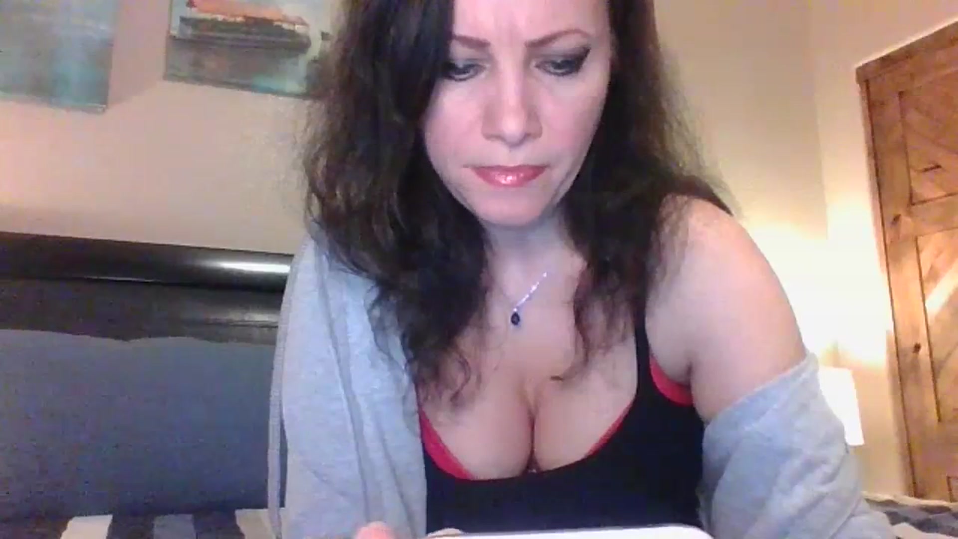 Gallery image thumbnail from LVDOLL's myfreecams stream on, 01/29/2024, 06:32 image 4 of 20