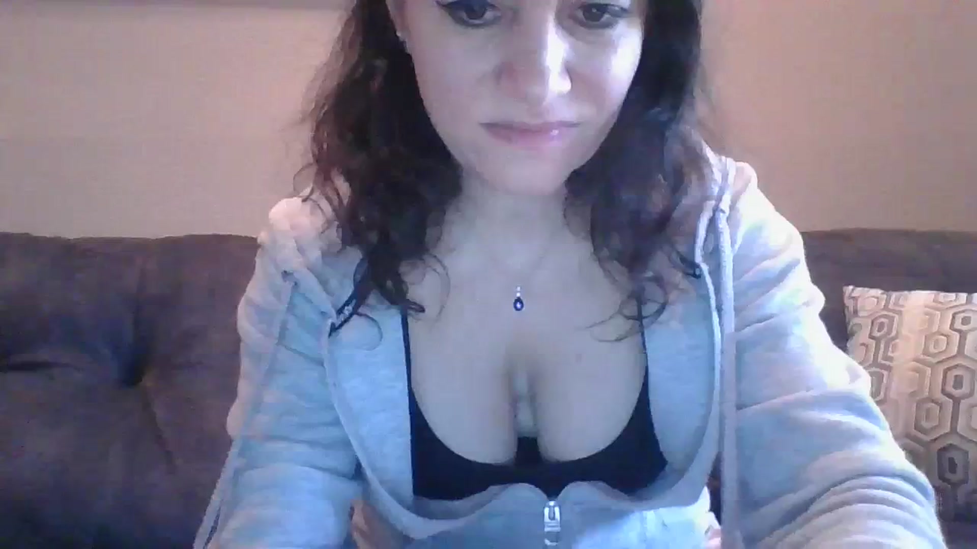 Gallery image thumbnail from LVDOLL's myfreecams stream on, 01/29/2024, 16:27 image 7 of 20