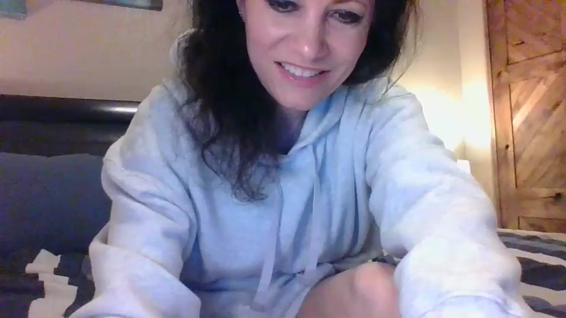 Gallery image thumbnail from LVDOLL's myfreecams stream on, 01/31/2024, 06:07 image 14 of 20