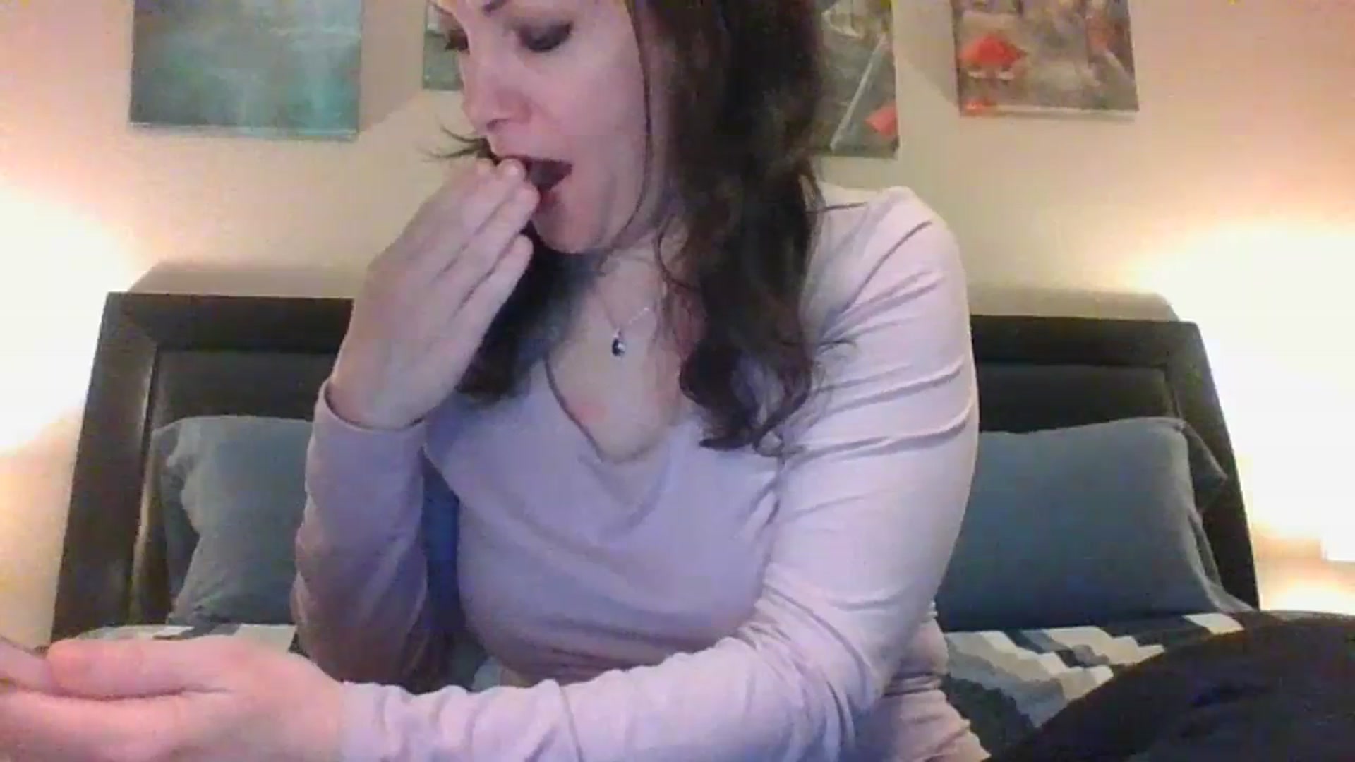 Gallery image thumbnail from LVDOLL's myfreecams stream on, 02/02/2024, 04:35 image 6 of 20