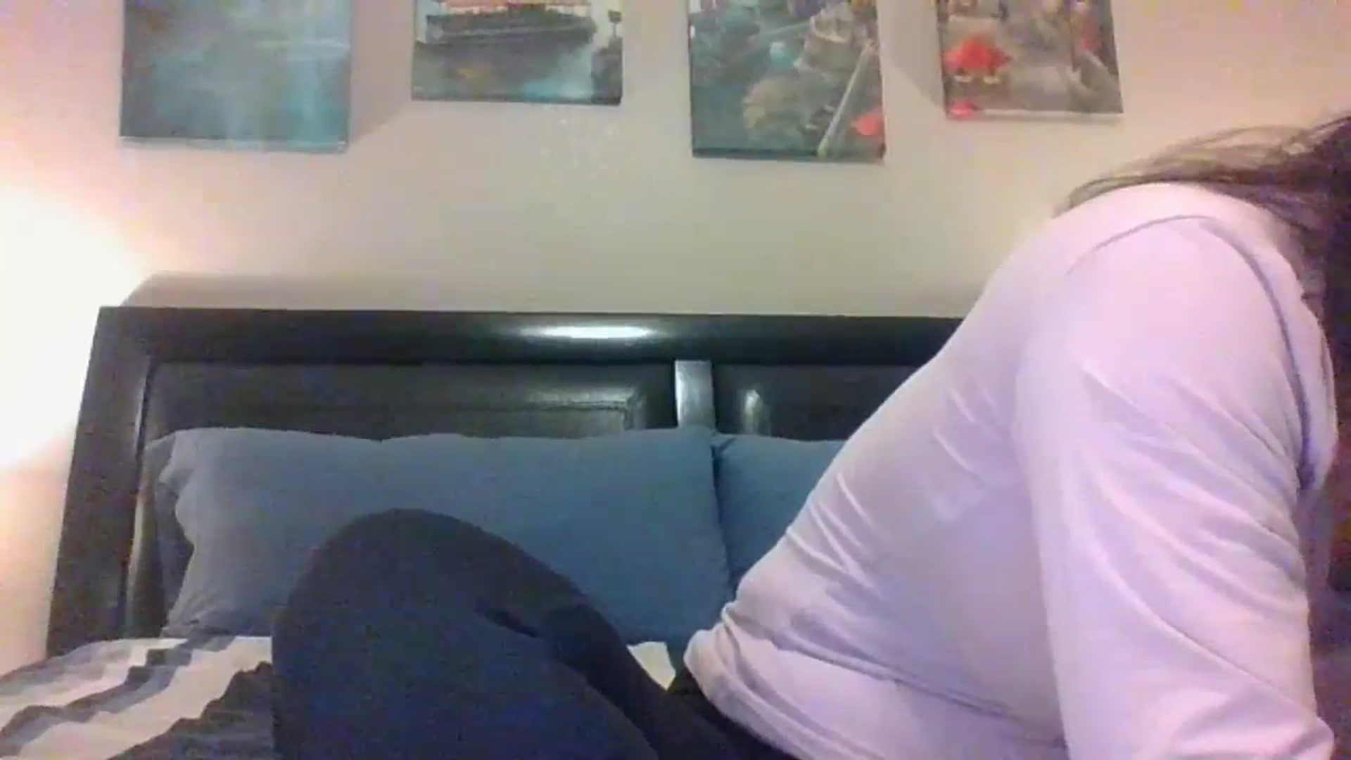 Gallery image thumbnail from LVDOLL's myfreecams stream on, 02/02/2024, 04:35 image 18 of 20
