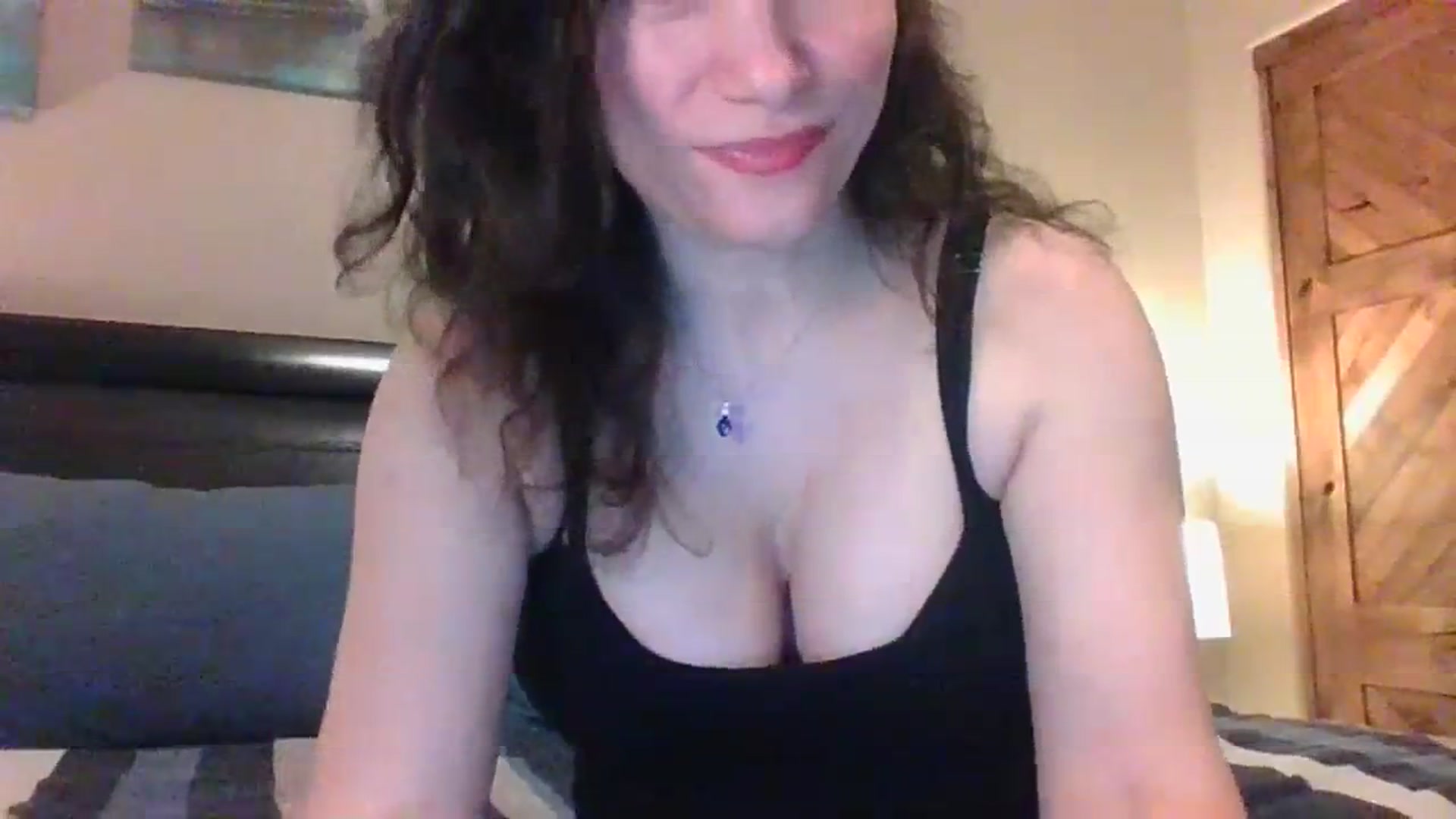 Gallery image thumbnail from LVDOLL's myfreecams stream on, 02/09/2024, 05:47 image 8 of 20