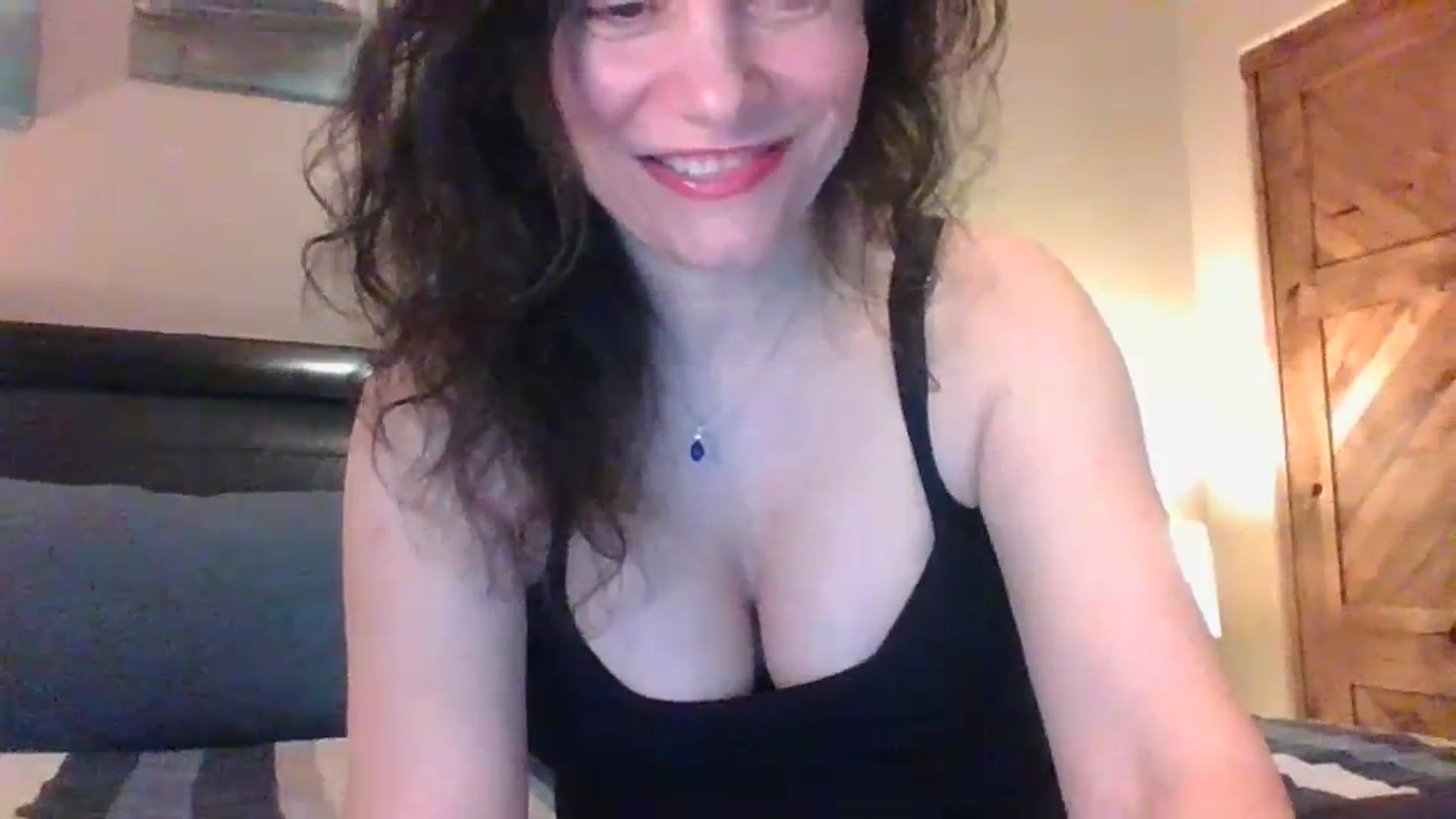 Gallery image thumbnail from LVDOLL's myfreecams stream on, 02/09/2024, 05:47 image 11 of 20