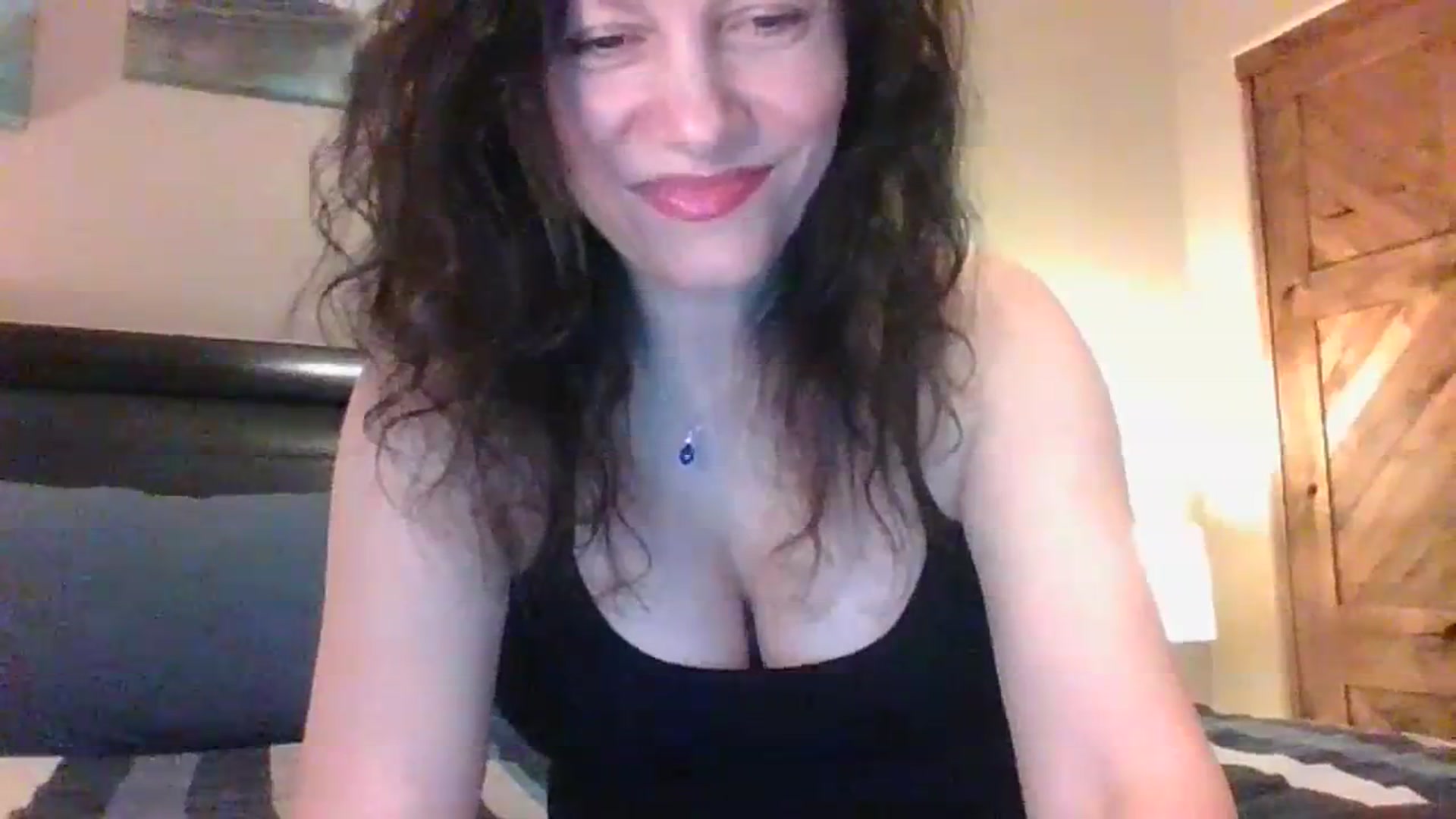 Gallery image thumbnail from LVDOLL's myfreecams stream on, 02/09/2024, 05:47 image 15 of 20