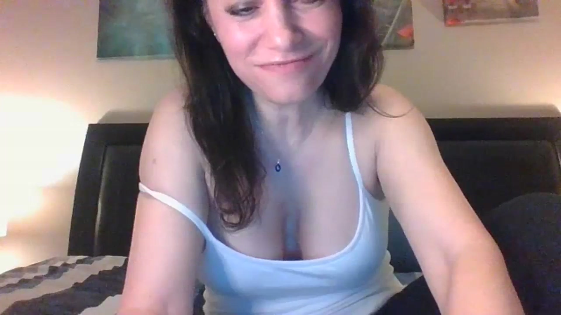 Gallery image thumbnail from LVDOLL's myfreecams stream on, 02/14/2024, 06:05 image 2 of 20