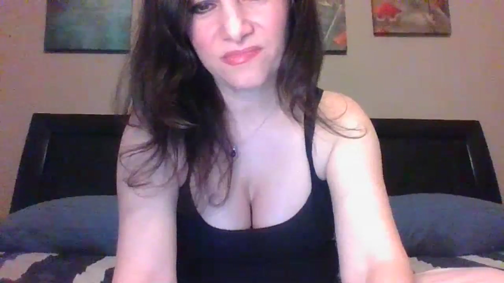 Gallery image thumbnail from LVDOLL's myfreecams stream on, 02/25/2024, 01:28 image 17 of 20