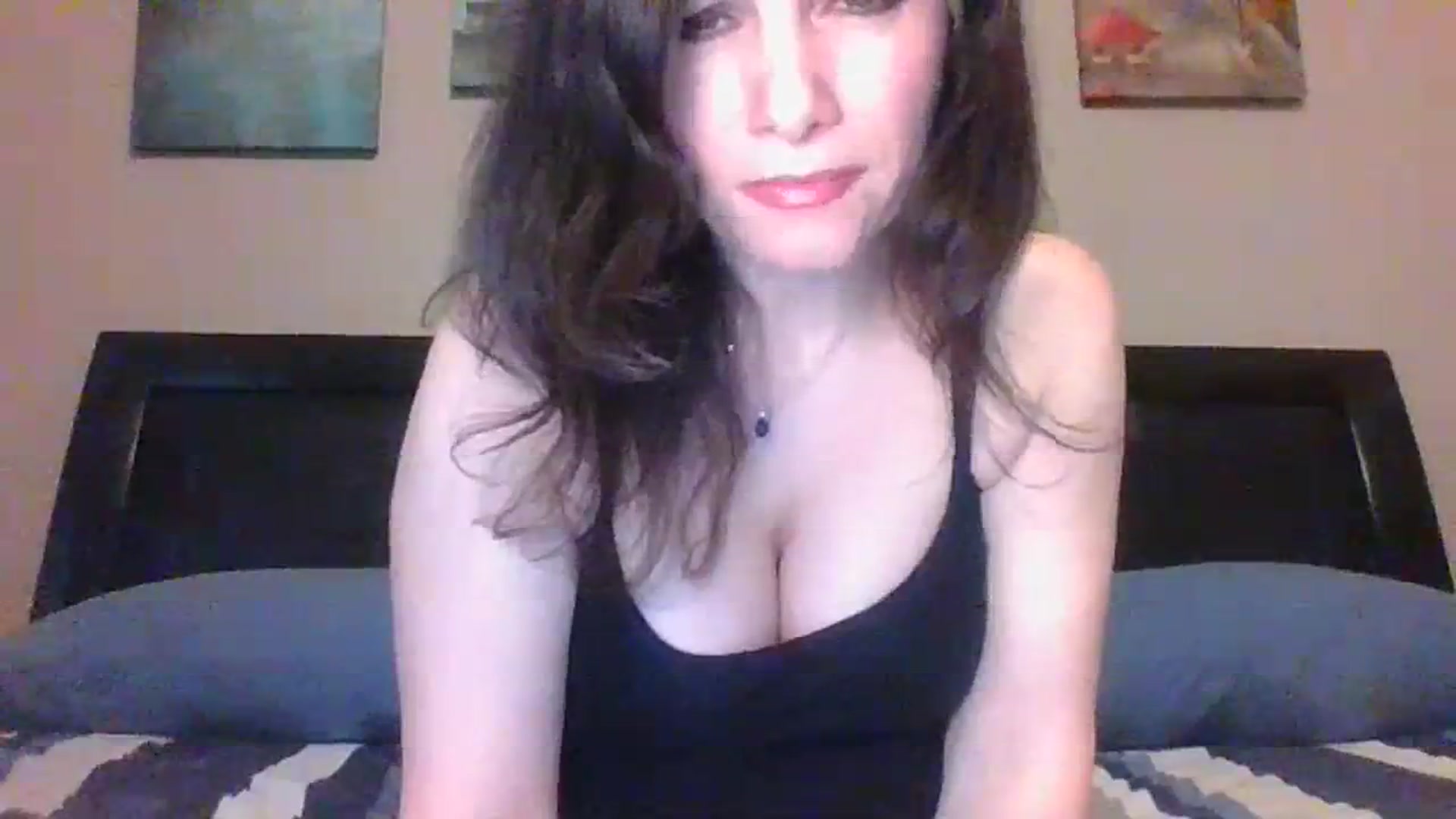 Gallery image thumbnail from LVDOLL's myfreecams stream on, 02/25/2024, 01:28 image 8 of 20