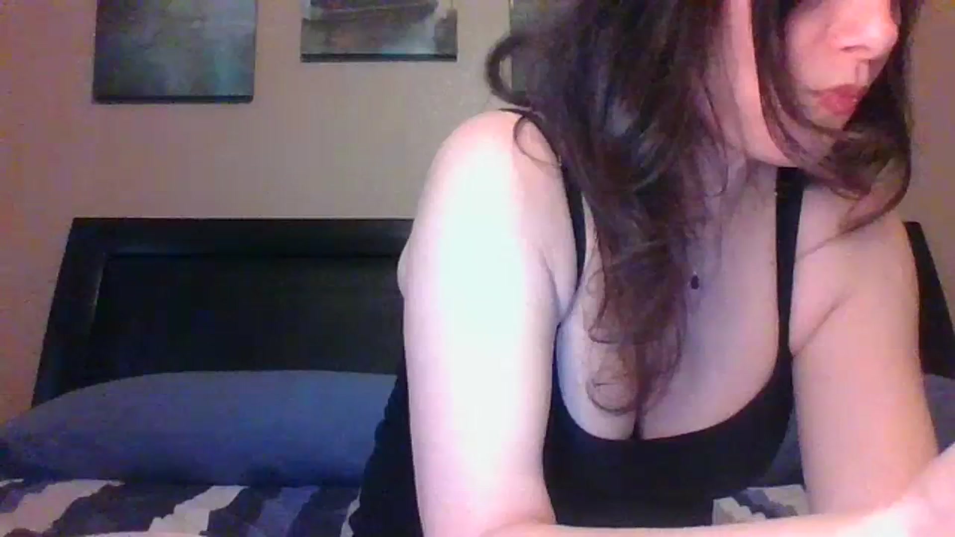 Gallery image thumbnail from LVDOLL's myfreecams stream on, 02/25/2024, 01:28 image 5 of 20