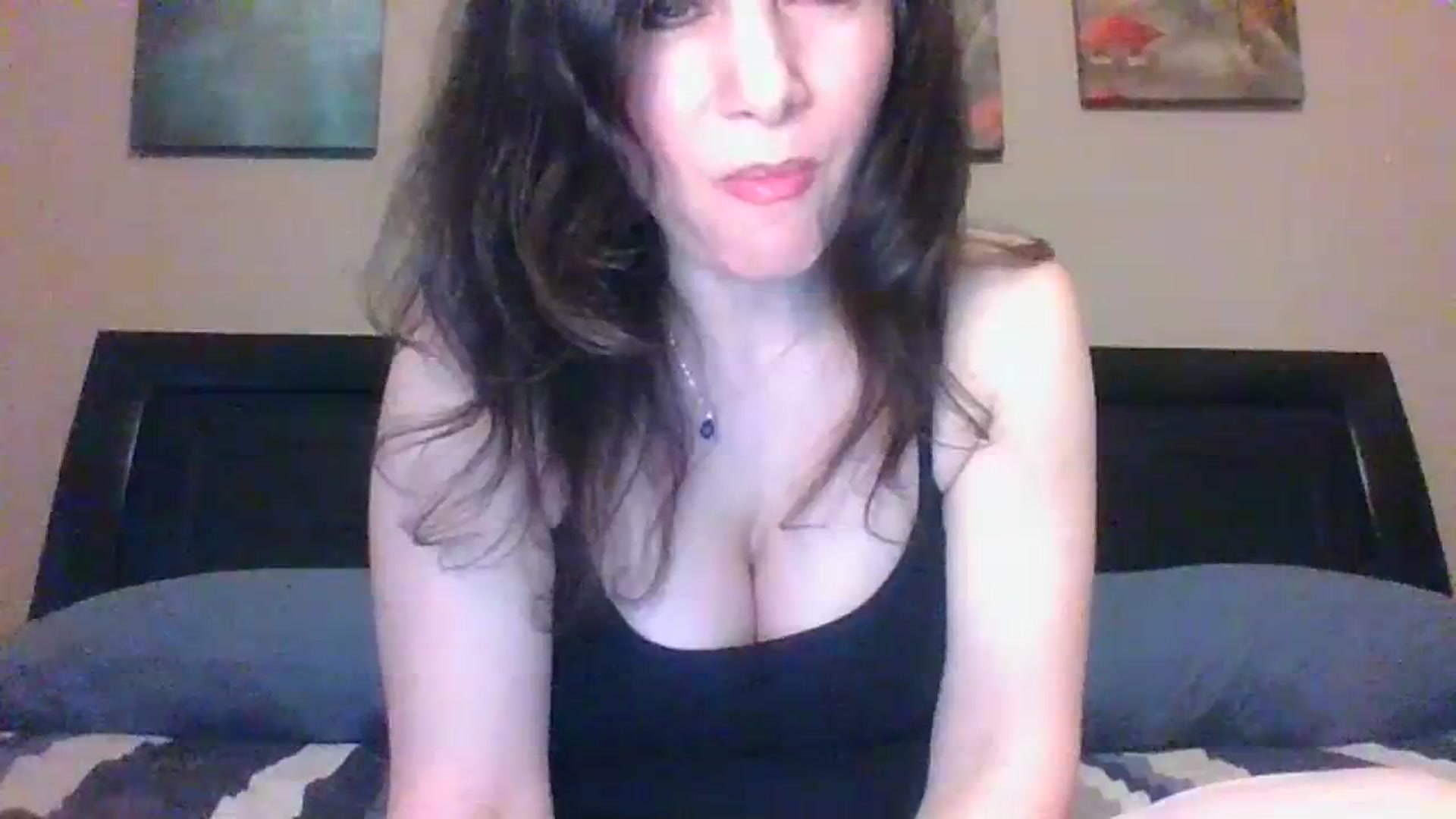 Gallery image thumbnail from LVDOLL's myfreecams stream on, 02/25/2024, 01:28 image 14 of 20