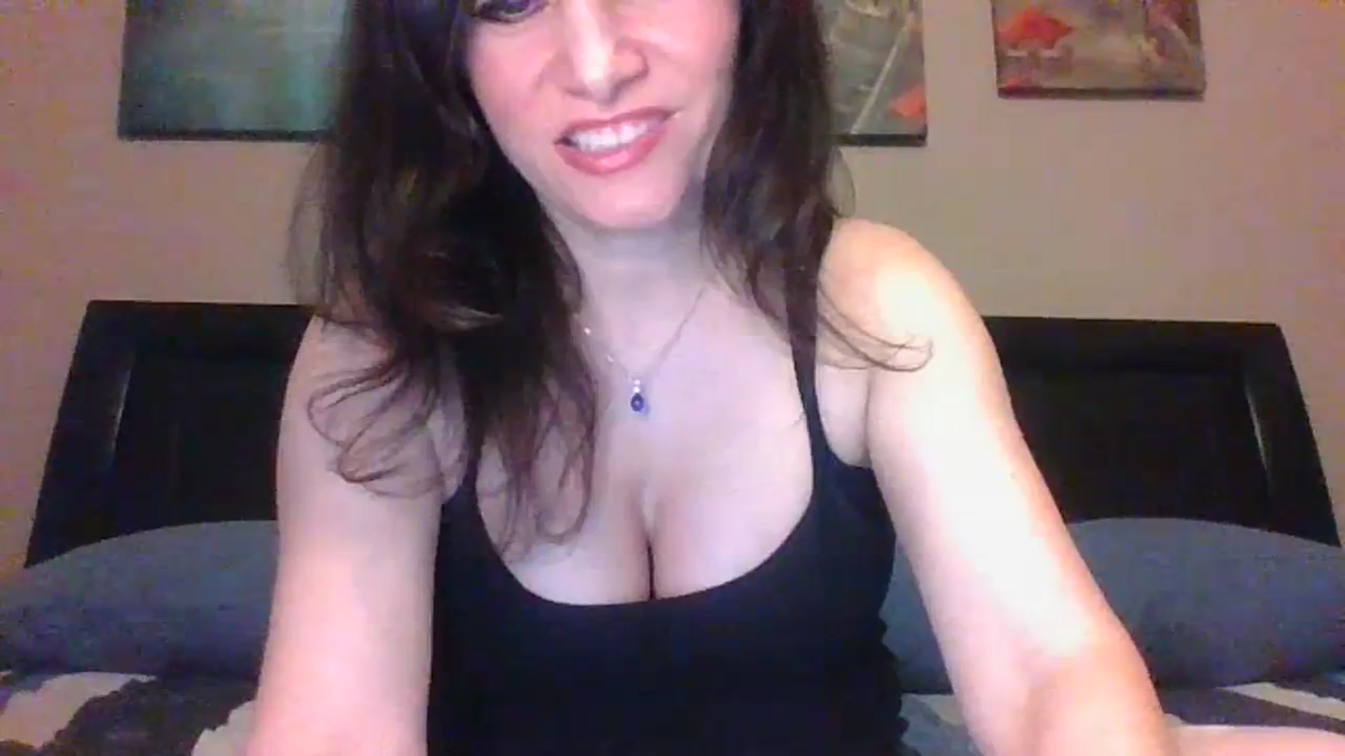 Gallery image thumbnail from LVDOLL's myfreecams stream on, 02/25/2024, 01:28 image 20 of 20