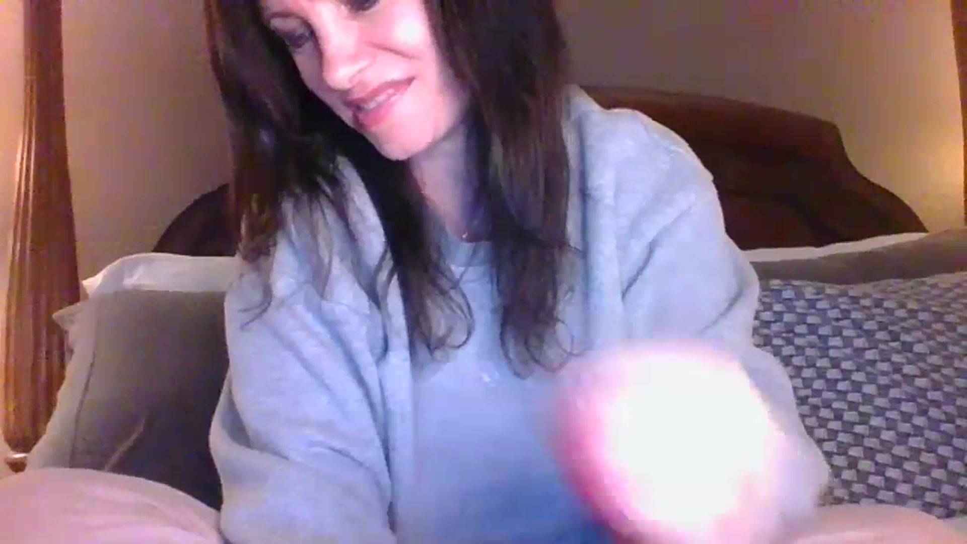 Gallery image thumbnail from LVDOLL's myfreecams stream on, 03/07/2024, 05:03 image 16 of 20