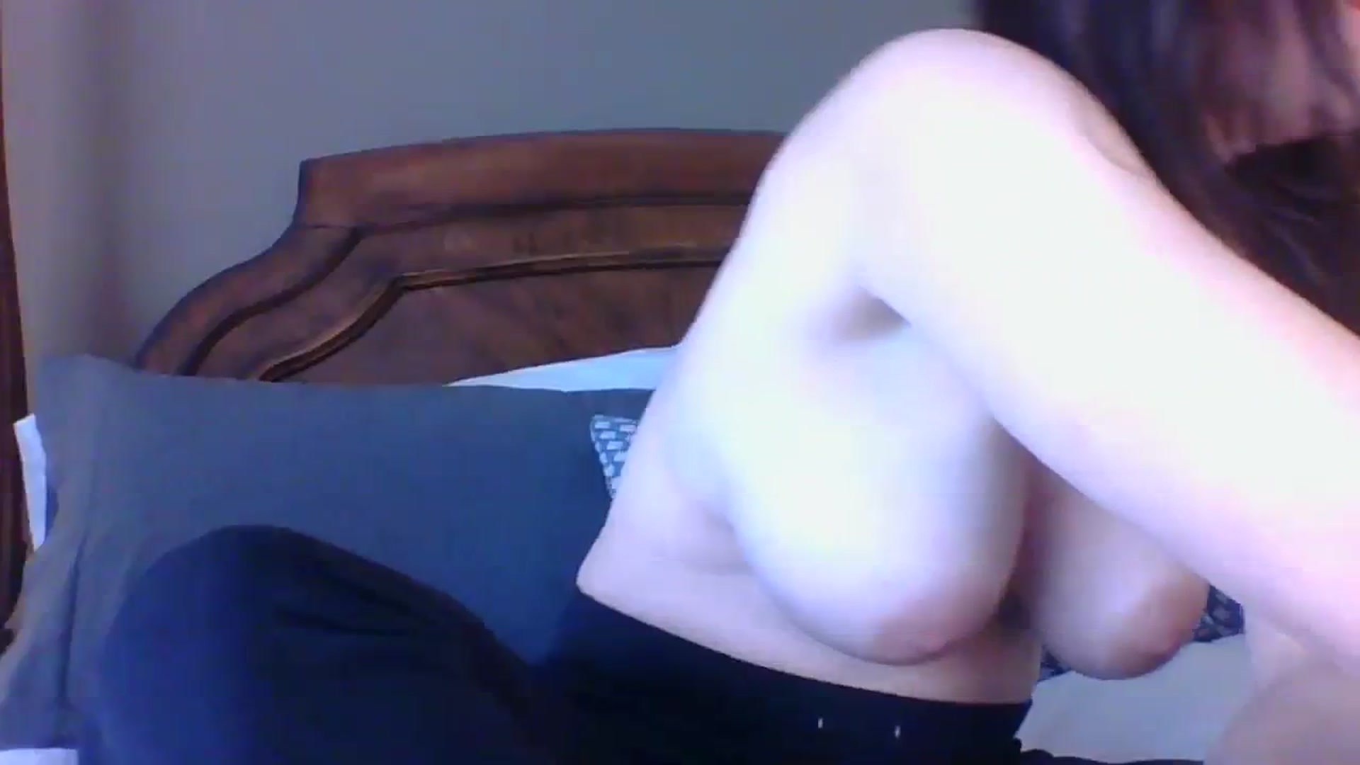 Gallery image thumbnail from LVDOLL's myfreecams stream on, 03/07/2024, 23:50 image 7 of 20