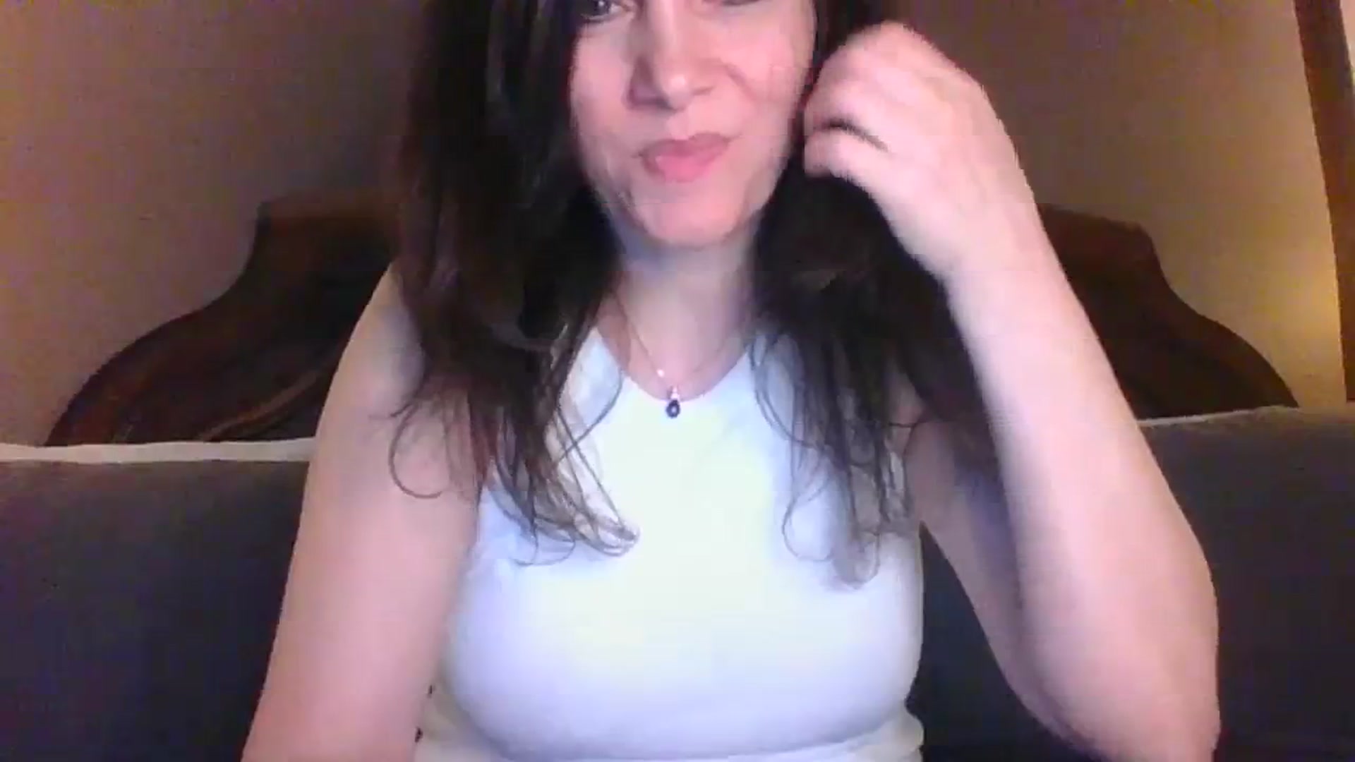 Gallery image thumbnail from LVDOLL's myfreecams stream on, 03/08/2024, 03:19 image 15 of 20