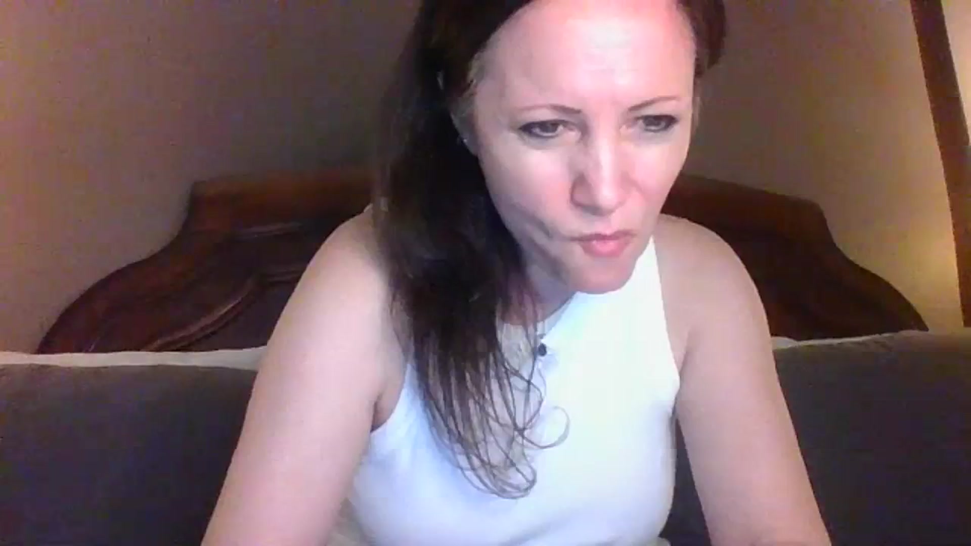 Gallery image thumbnail from LVDOLL's myfreecams stream on, 03/08/2024, 03:19 image 8 of 20