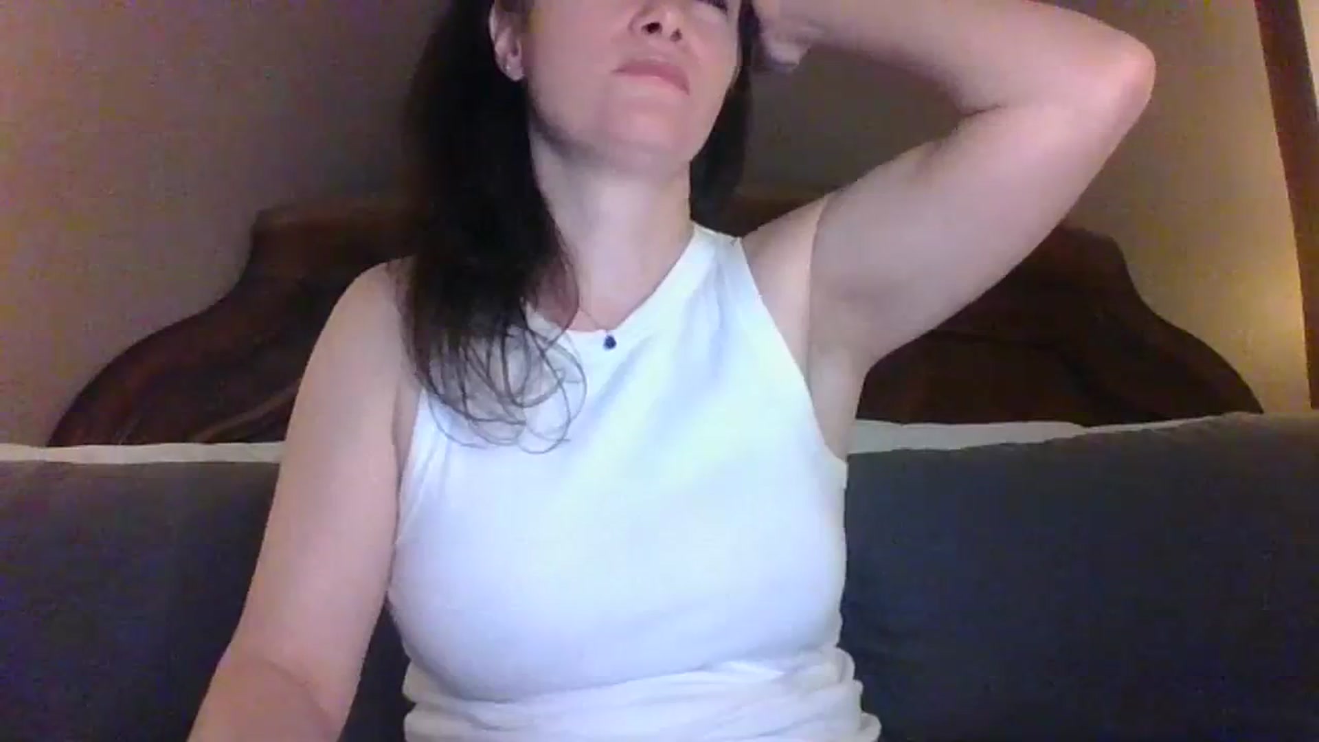 Gallery image thumbnail from LVDOLL's myfreecams stream on, 03/08/2024, 03:19 image 9 of 20