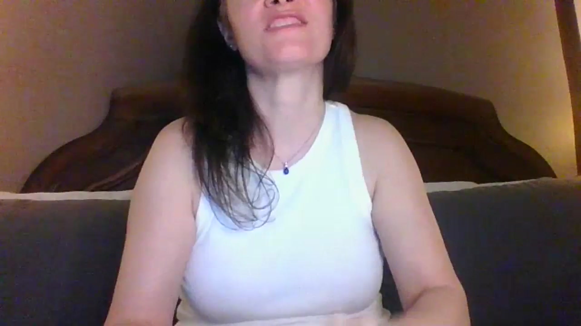 Gallery image thumbnail from LVDOLL's myfreecams stream on, 03/08/2024, 03:19 image 12 of 20